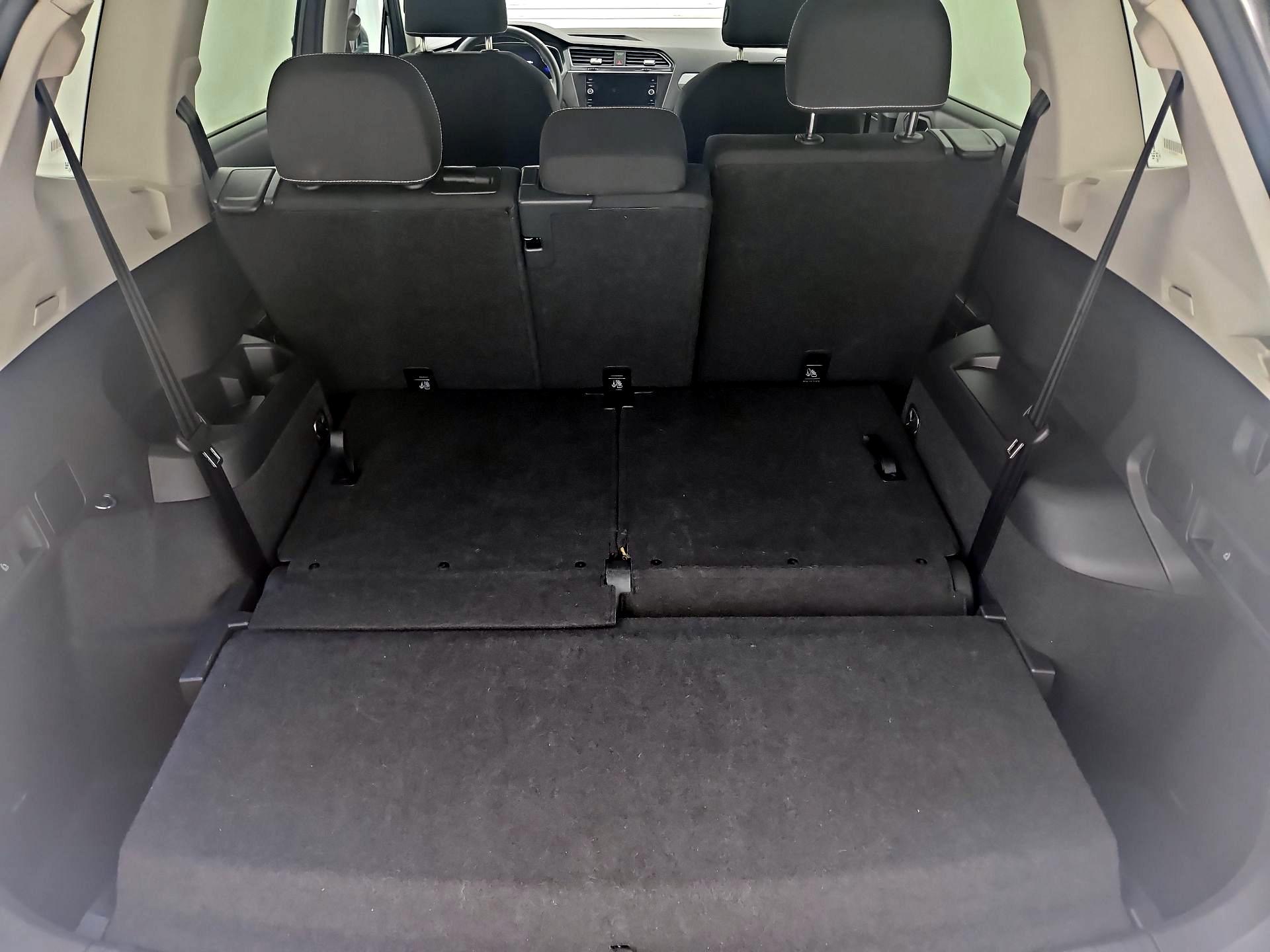 Thumbnail: 2024 Volkswagen Tiguan - 20