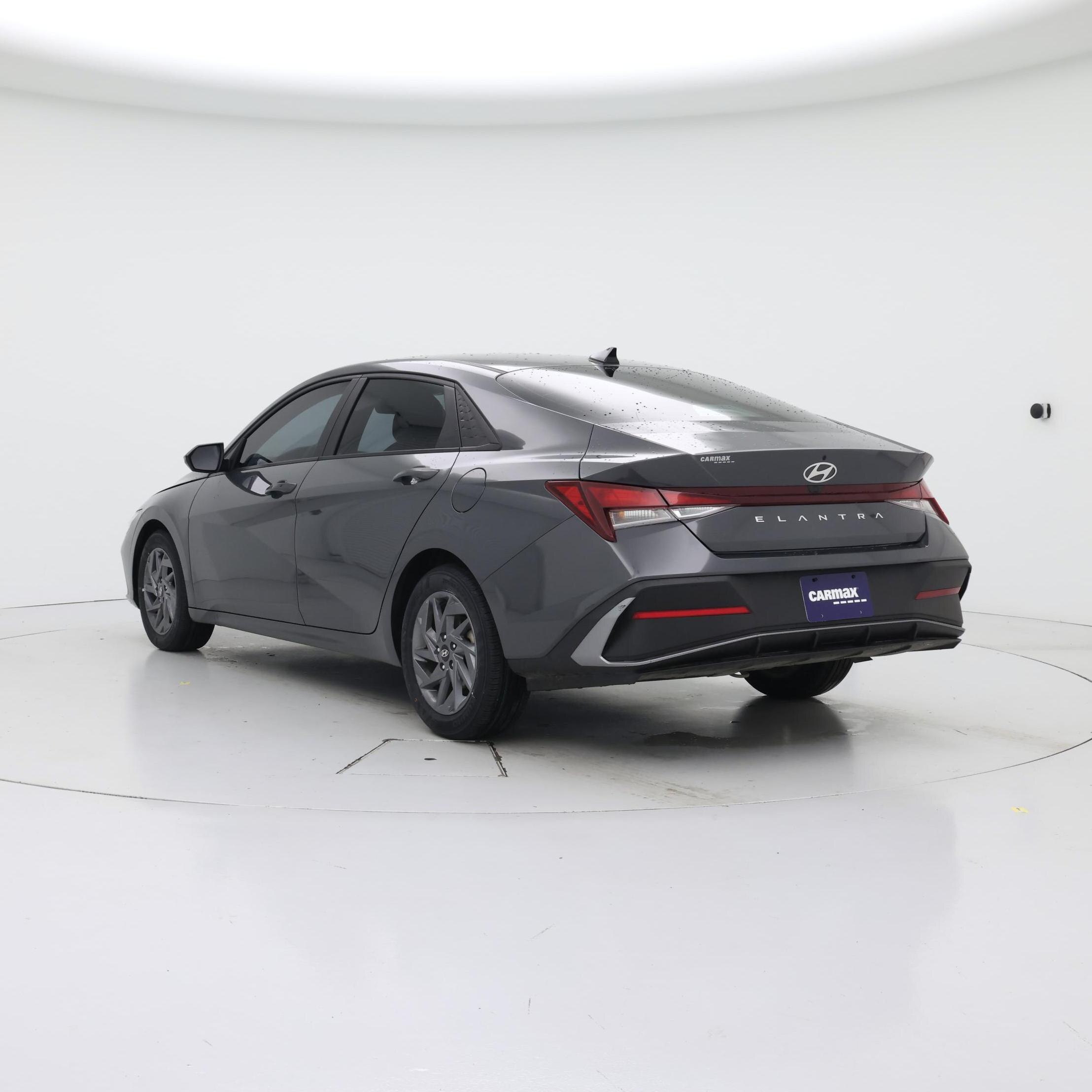 Thumbnail: 2024 Hyundai Elantra - 2