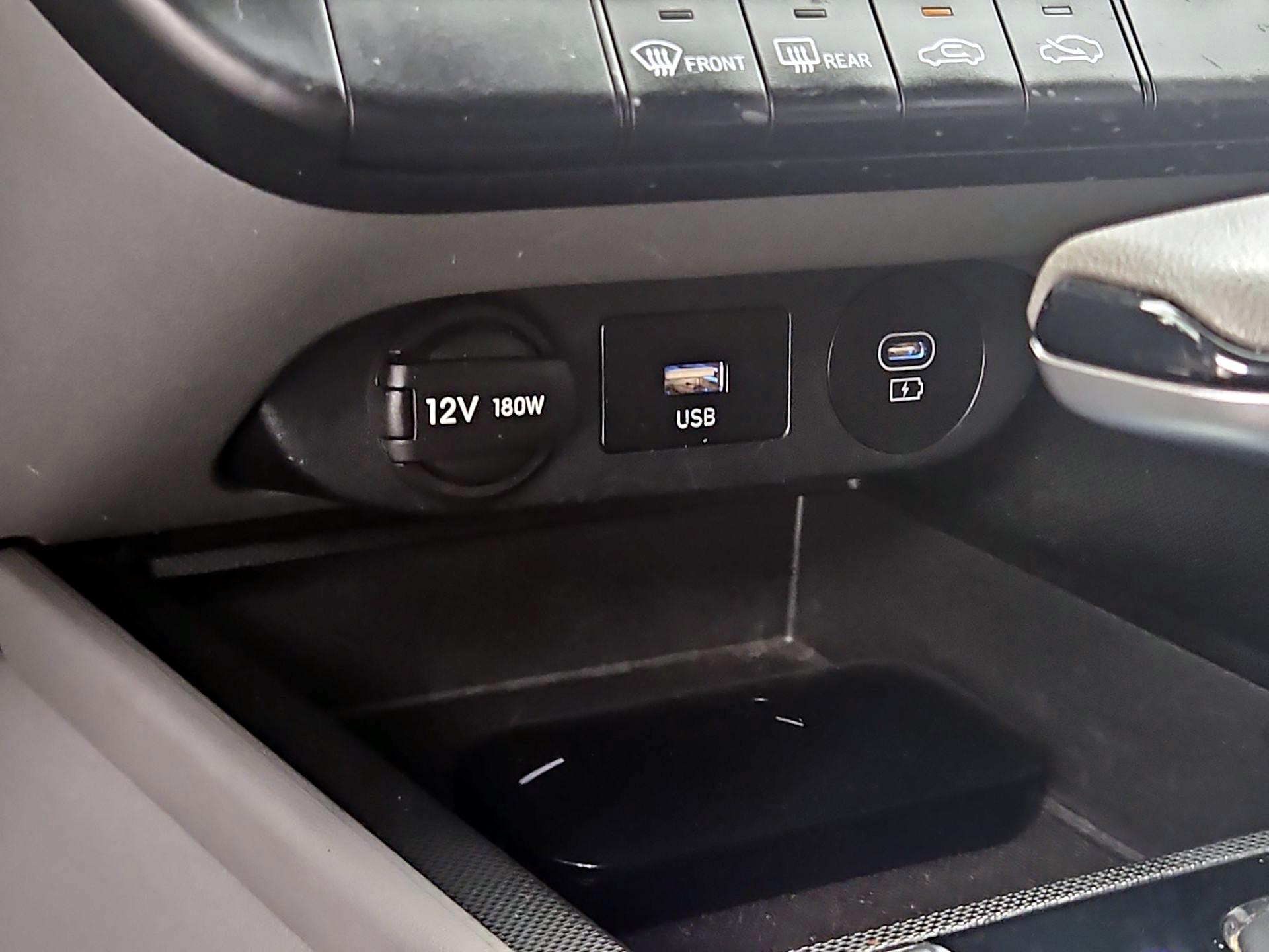 Thumbnail: 2024 Hyundai Elantra - 19