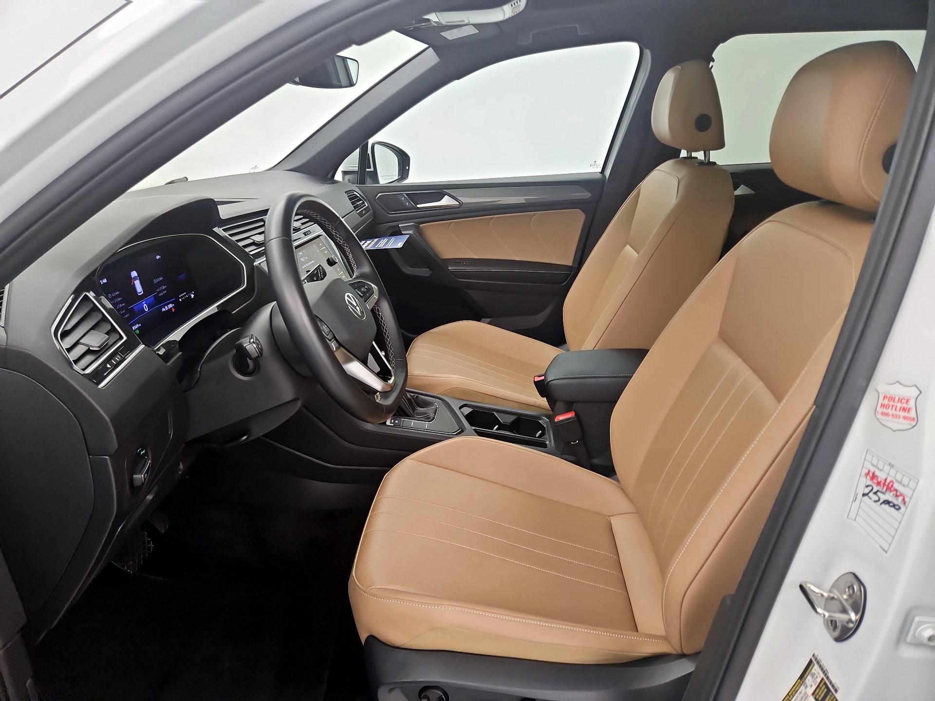 Thumbnail: 2024 Volkswagen Tiguan - 11