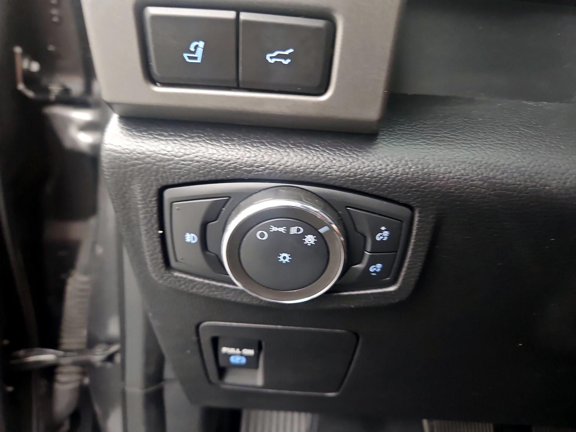 Thumbnail: 2021 Ford Expedition - 13