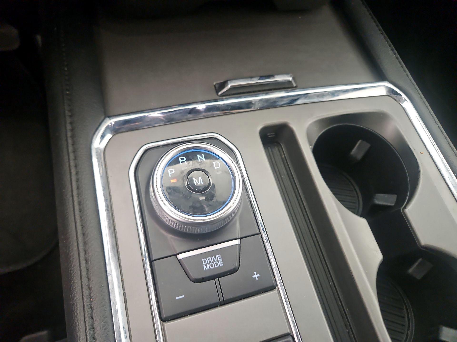 Thumbnail: 2021 Ford Expedition - 17