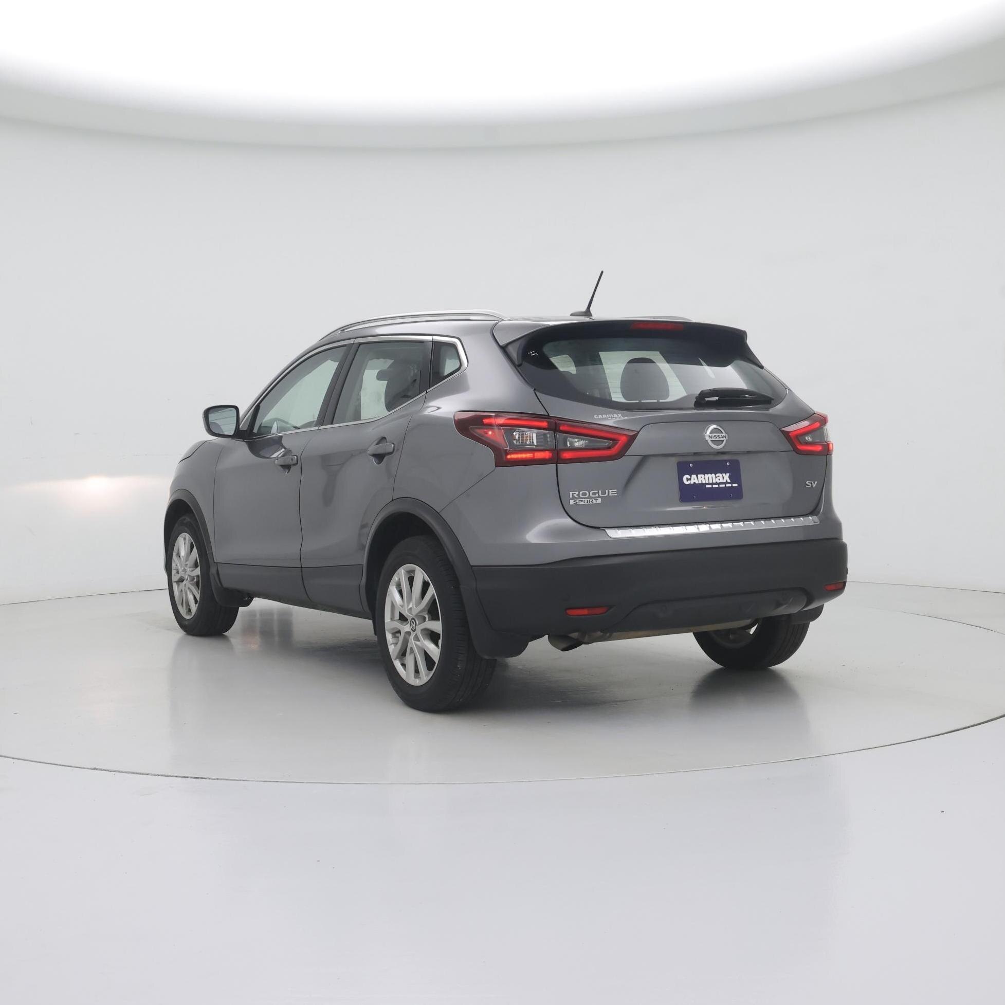 Thumbnail: 2021 Nissan Rogue Sport - 2