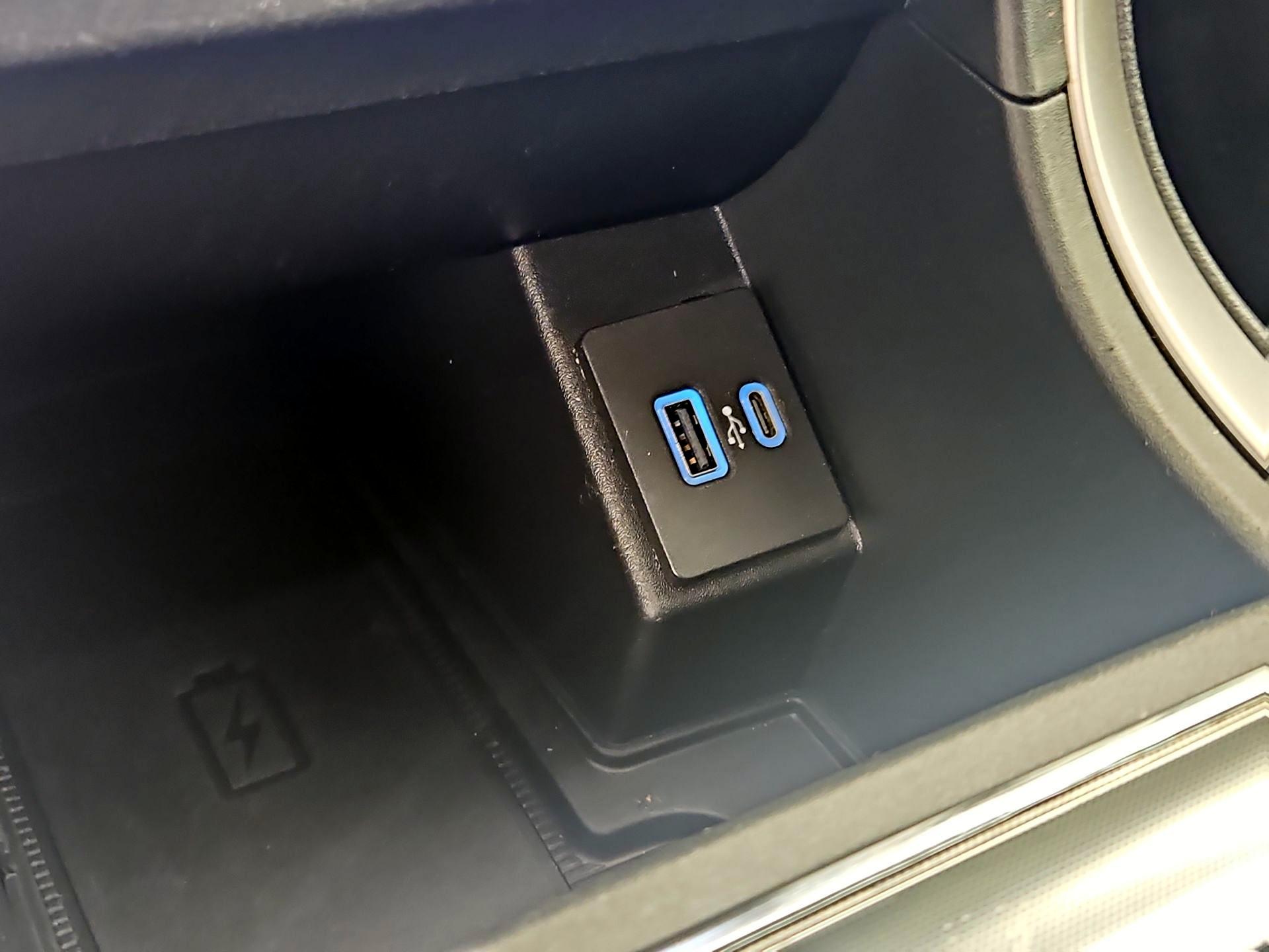 Thumbnail: 2022 Ford Edge - 18