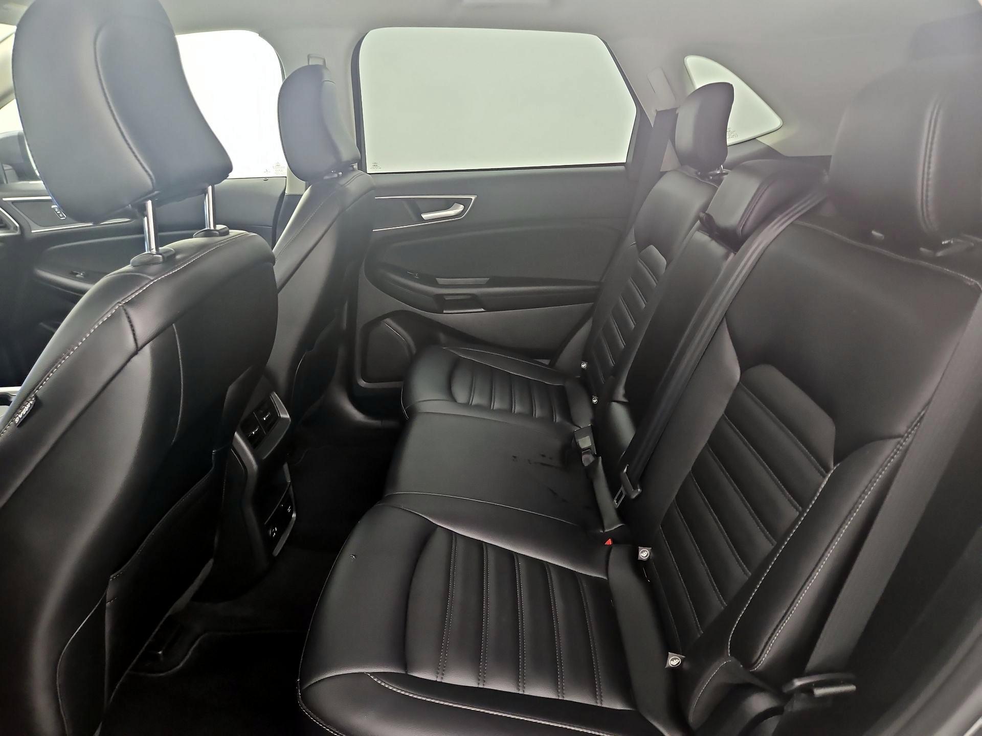 Thumbnail: 2022 Ford Edge - 19