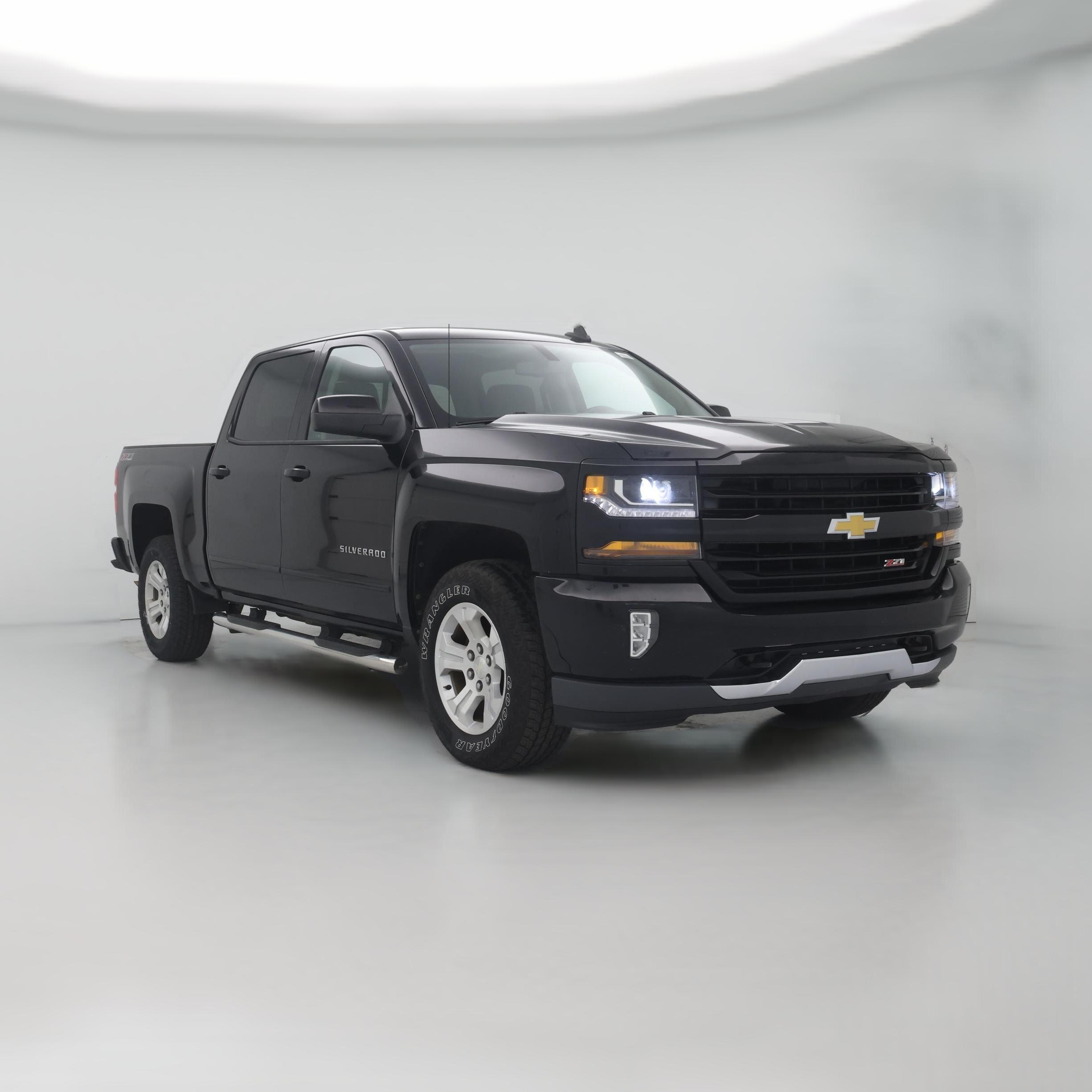 Thumbnail: 2017 Chevrolet Silverado 1500 - 1