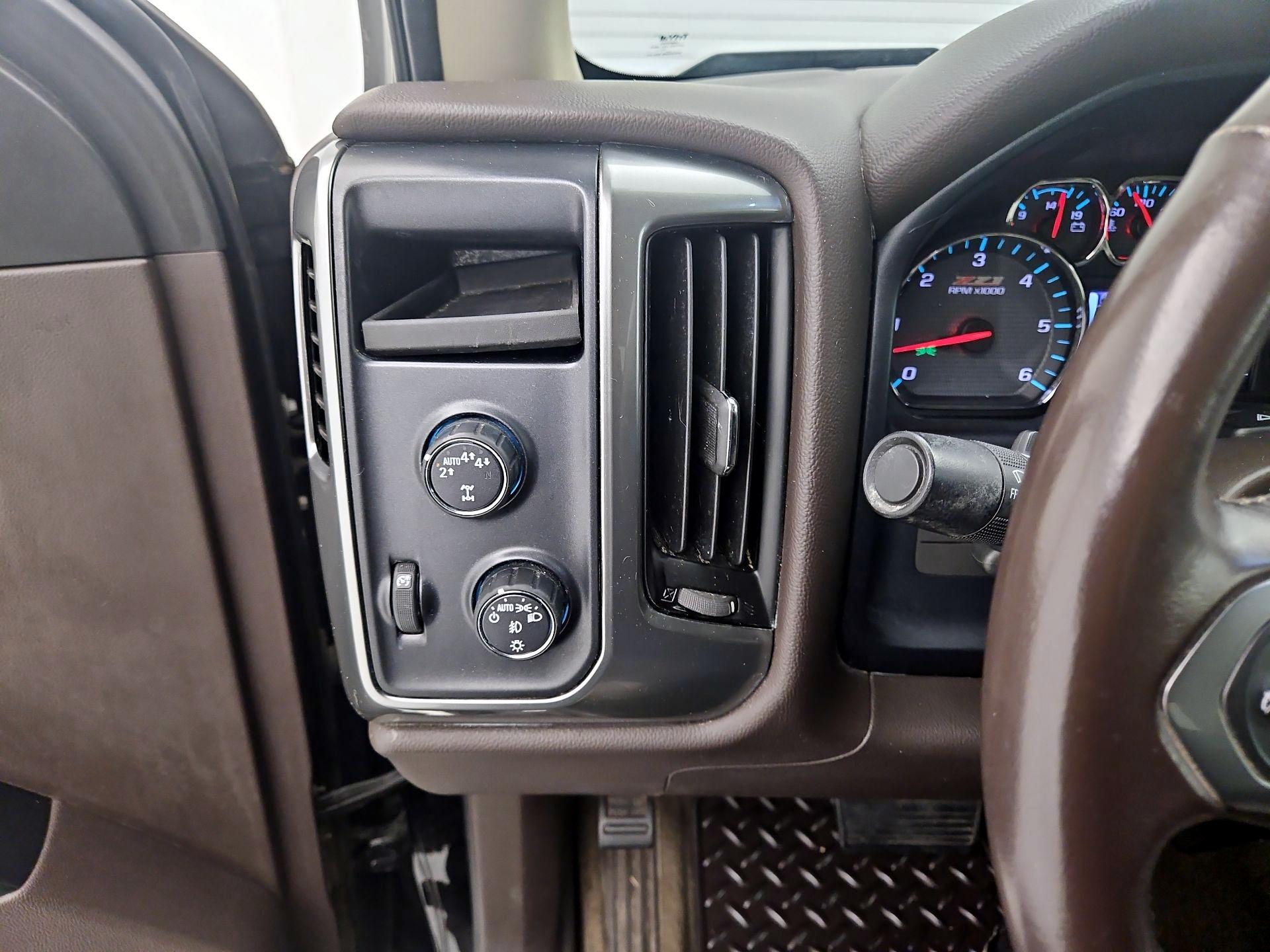 Thumbnail: 2017 Chevrolet Silverado 1500 - 13