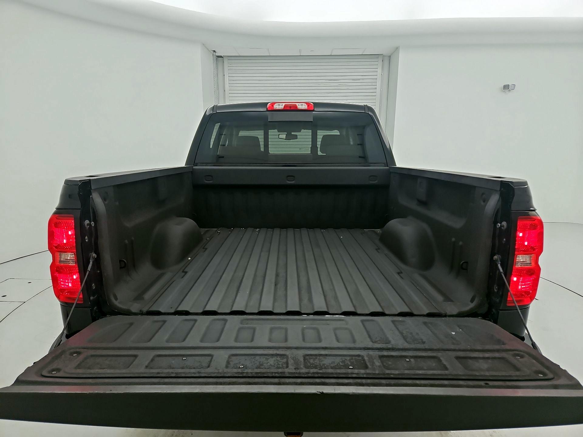 Thumbnail: 2017 Chevrolet Silverado 1500 - 20