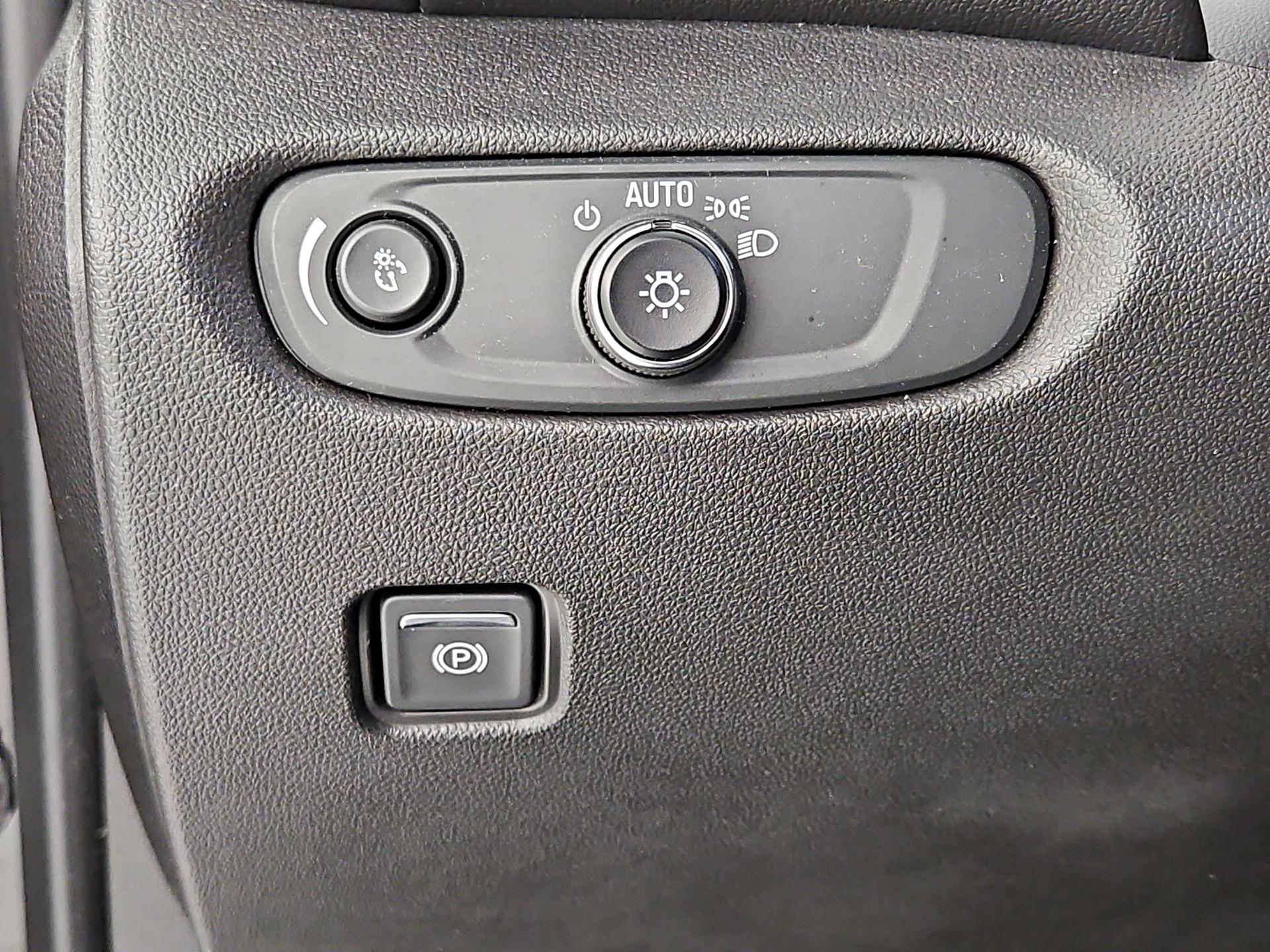 Thumbnail: 2023 Chevrolet Blazer - 13