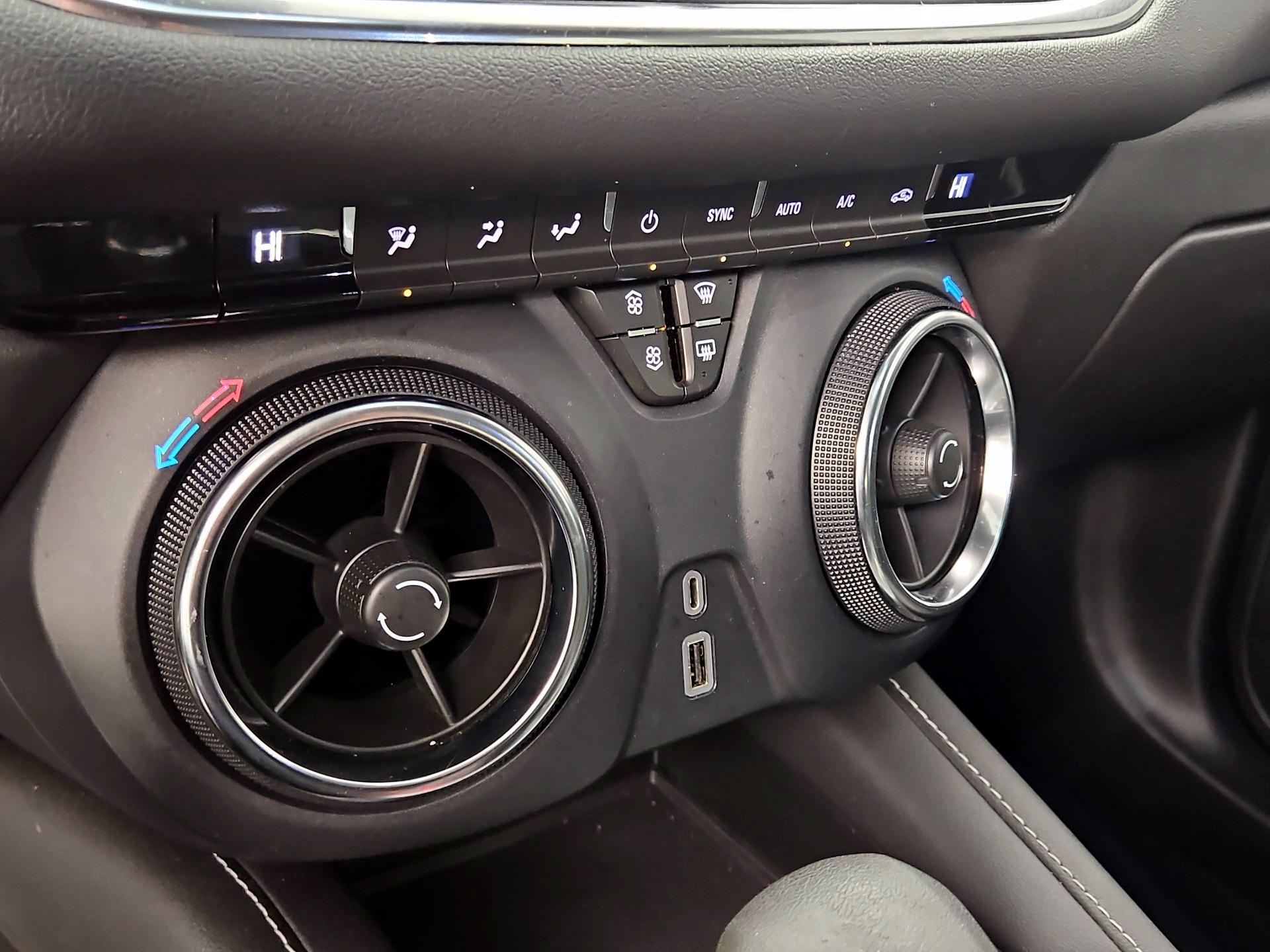 Thumbnail: 2023 Chevrolet Blazer - 16