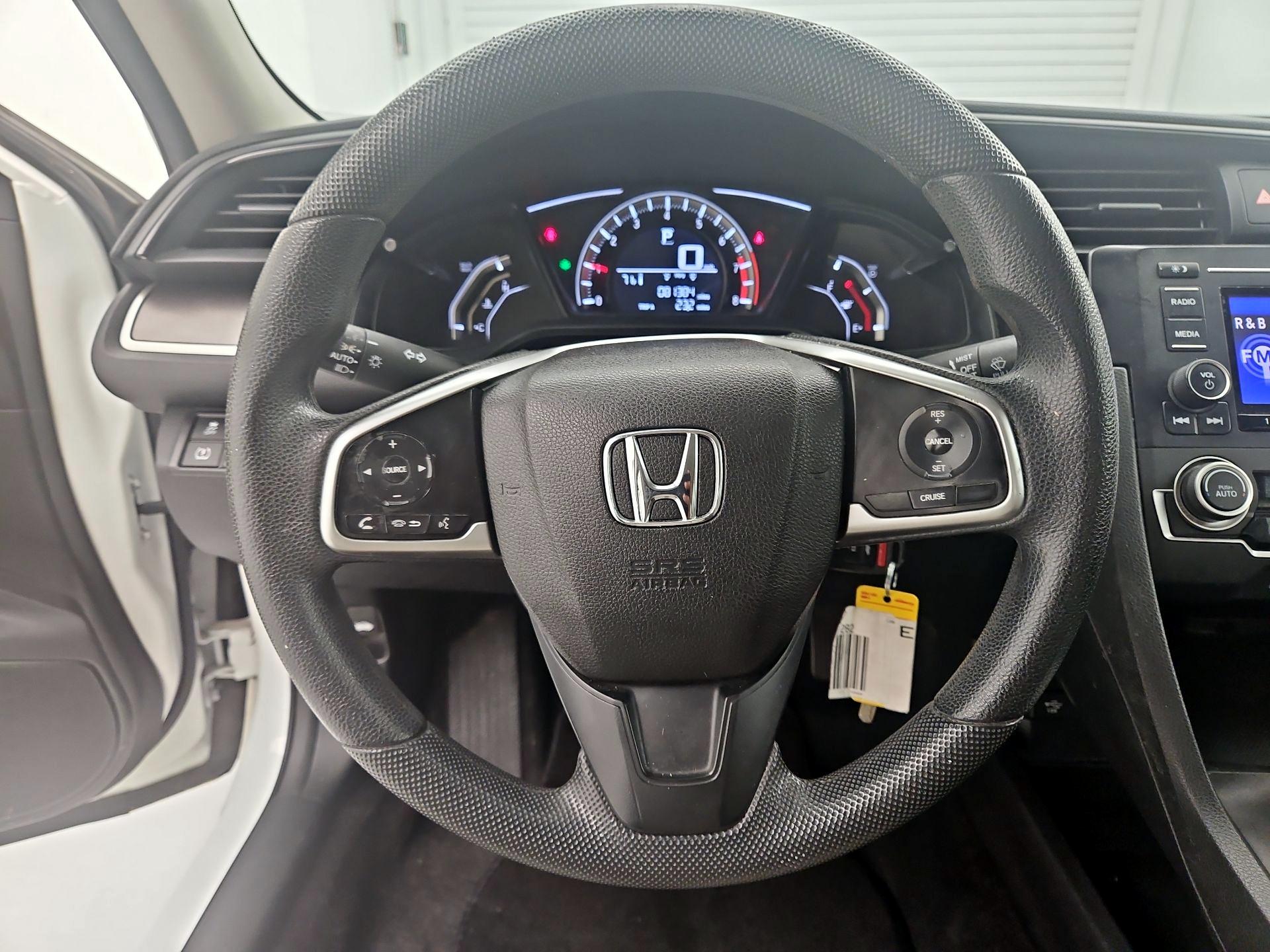 Thumbnail: 2017 Honda Civic - 10