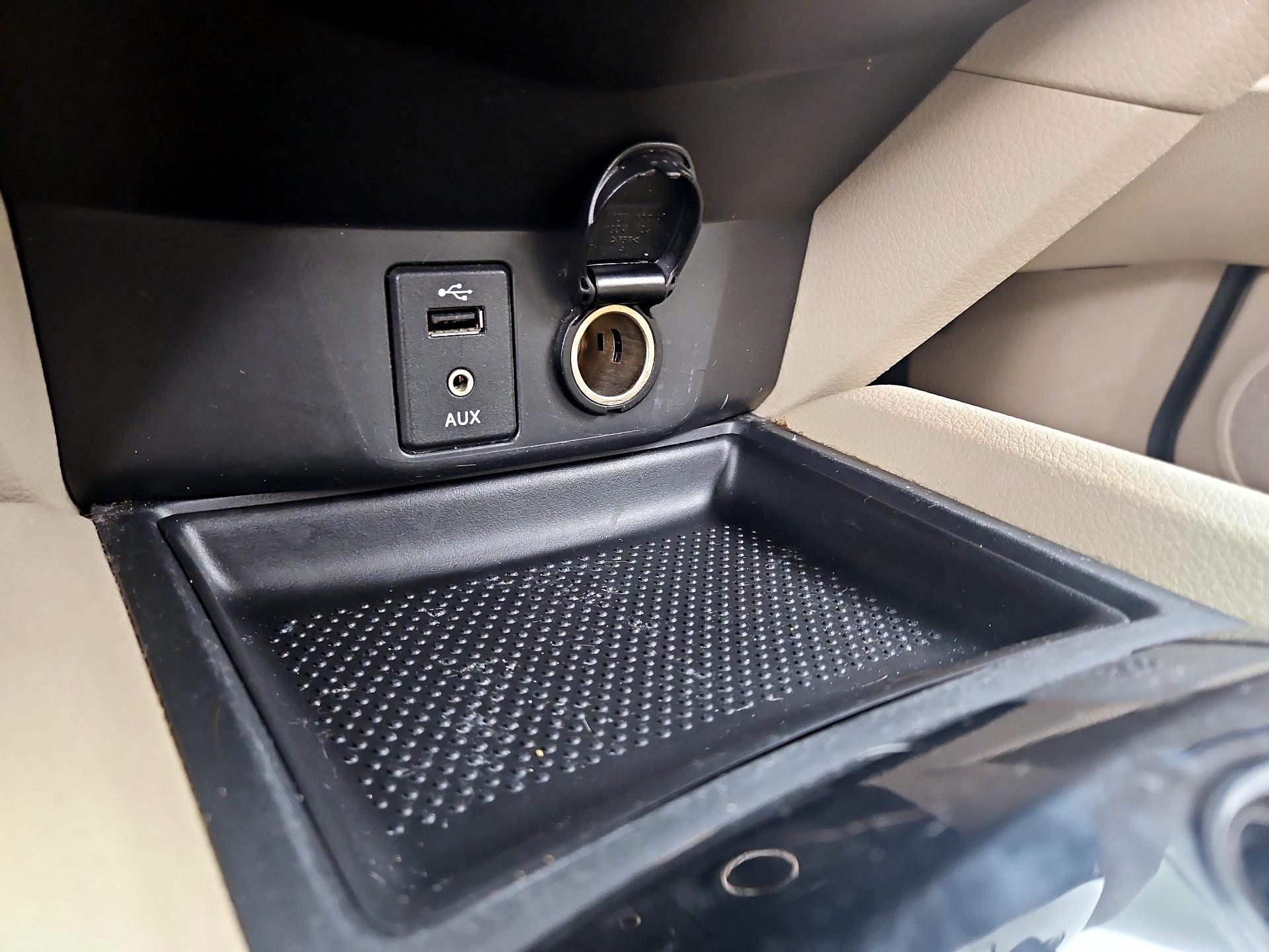 Thumbnail: 2016 Nissan Rogue - 18