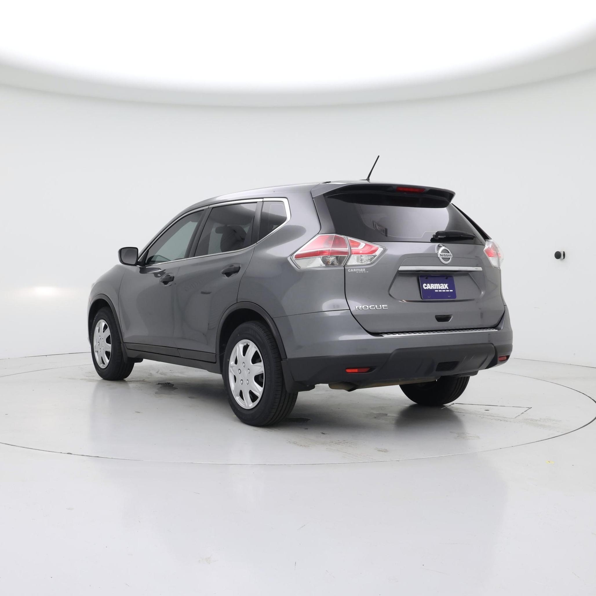 Thumbnail: 2016 Nissan Rogue - 2