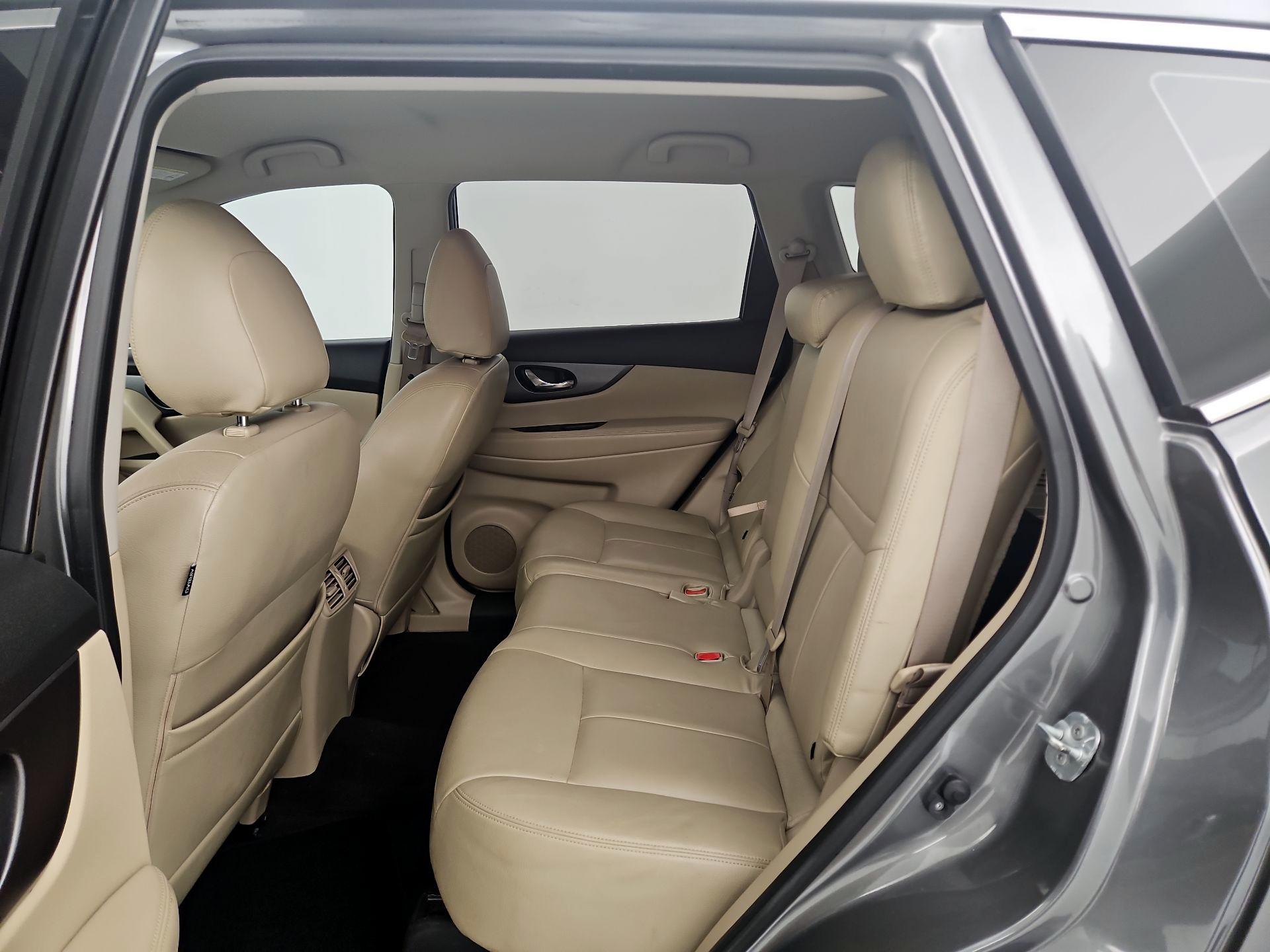 Thumbnail: 2016 Nissan Rogue - 19