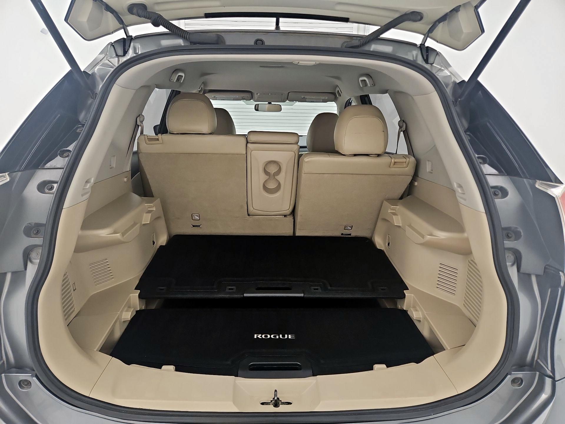 Thumbnail: 2016 Nissan Rogue - 20