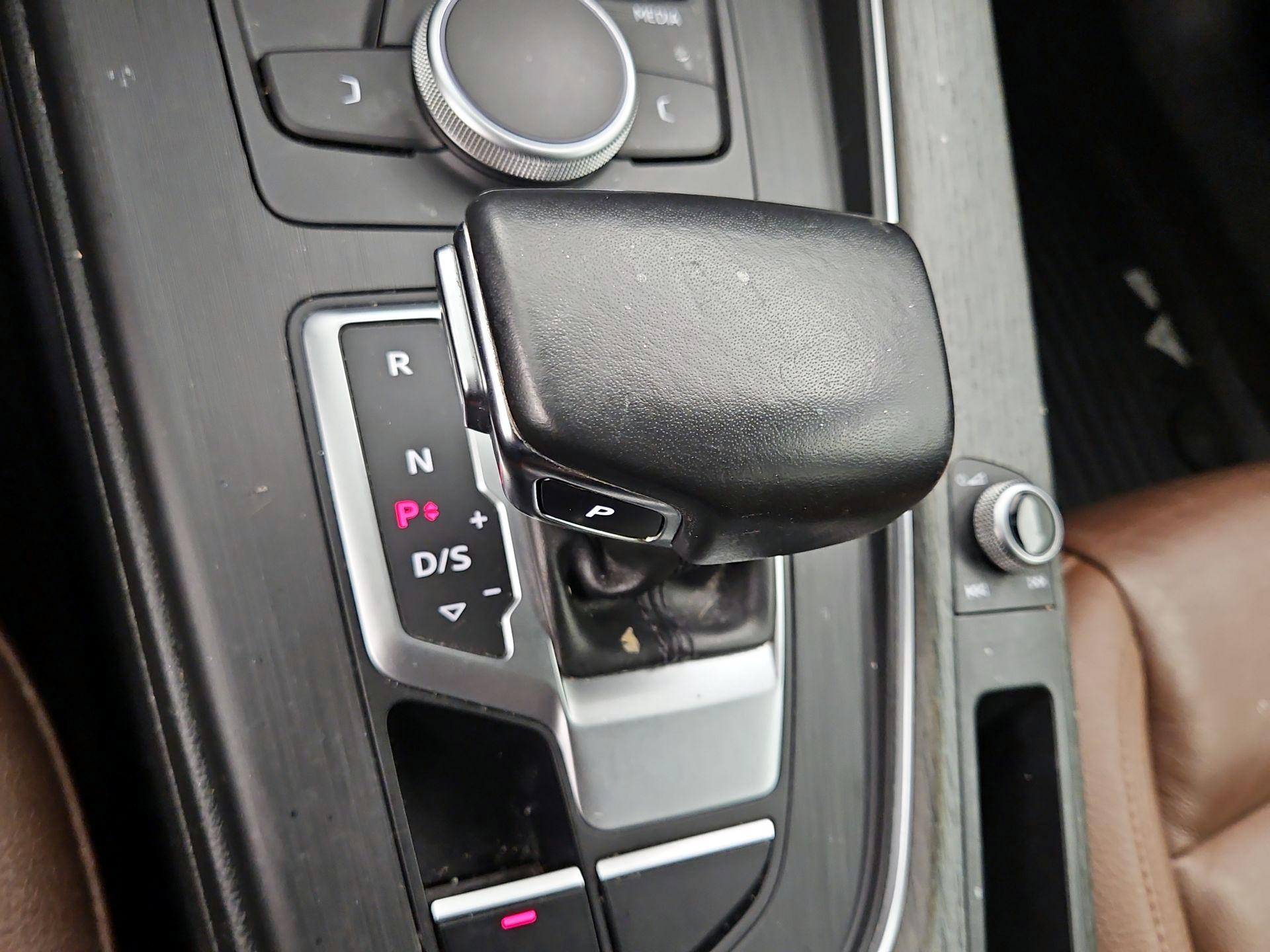 Thumbnail: 2018 Audi A4 - 17