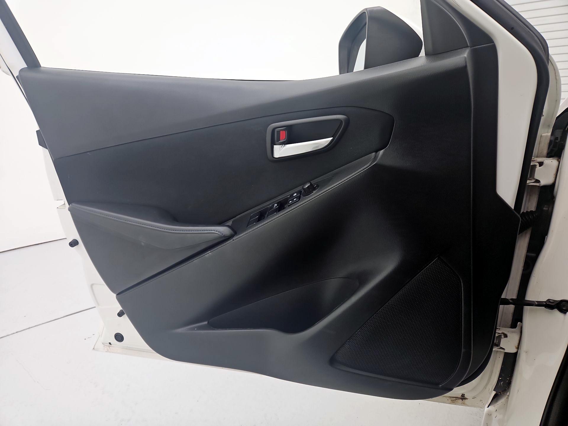 Thumbnail: 2017 Toyota Yaris iA - 12