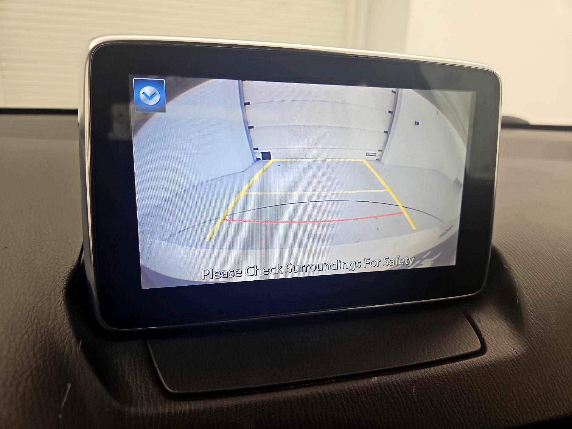 Thumbnail: 2017 Toyota Yaris iA - 14