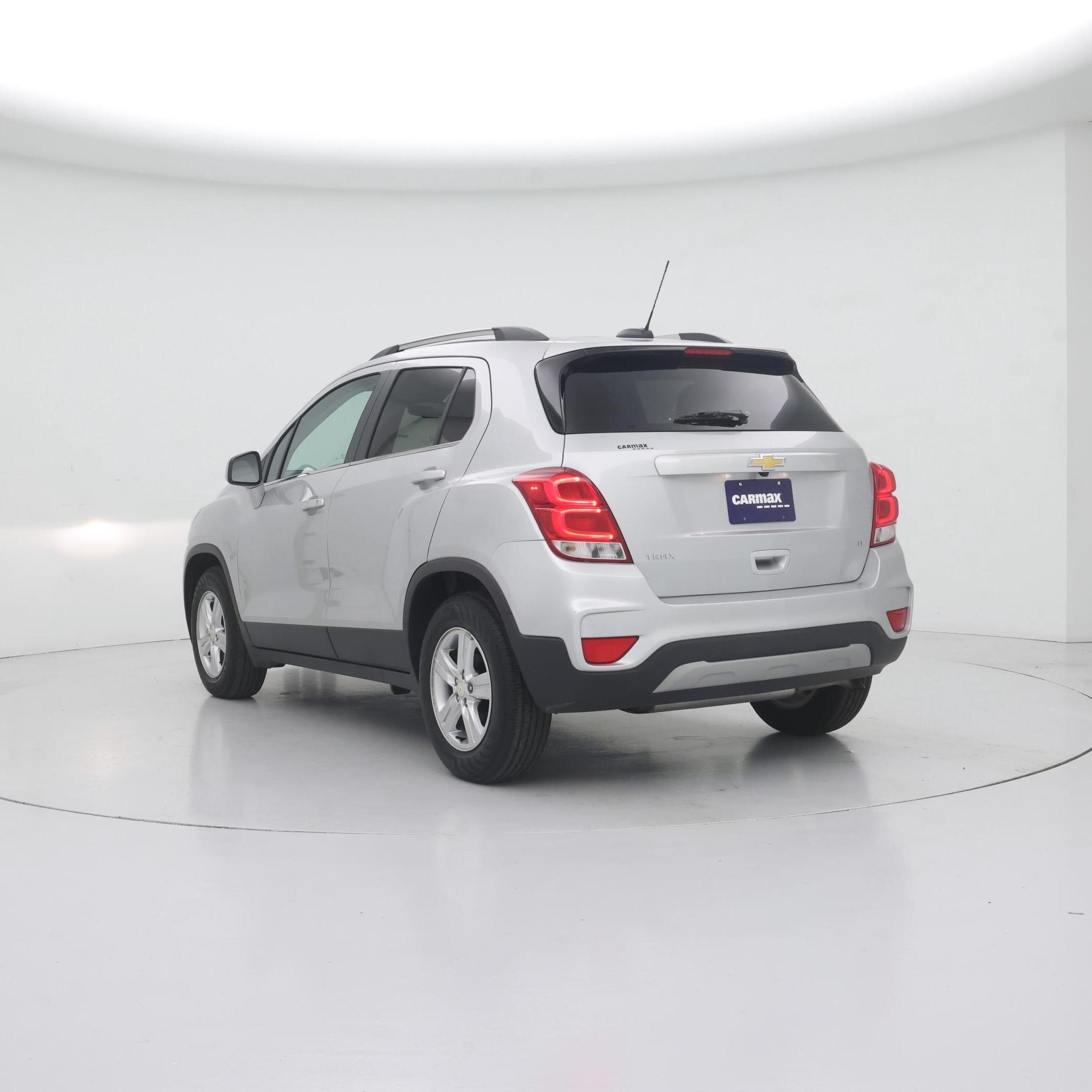 Thumbnail: 2018 Chevrolet Trax - 2