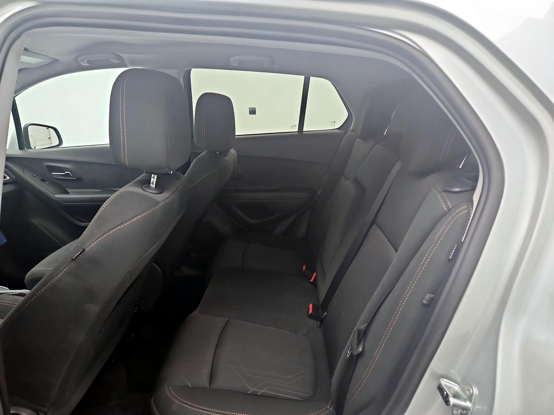 Thumbnail: 2018 Chevrolet Trax - 19