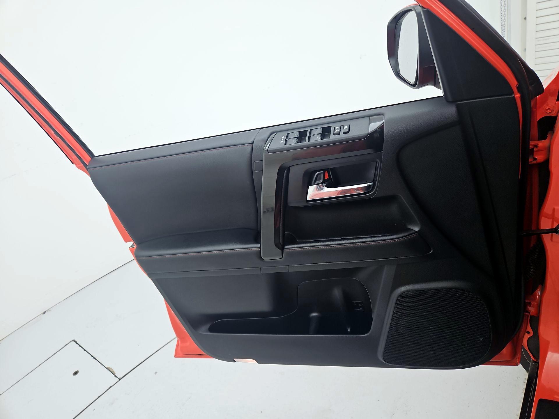 Thumbnail: 2024 Toyota 4Runner - 12