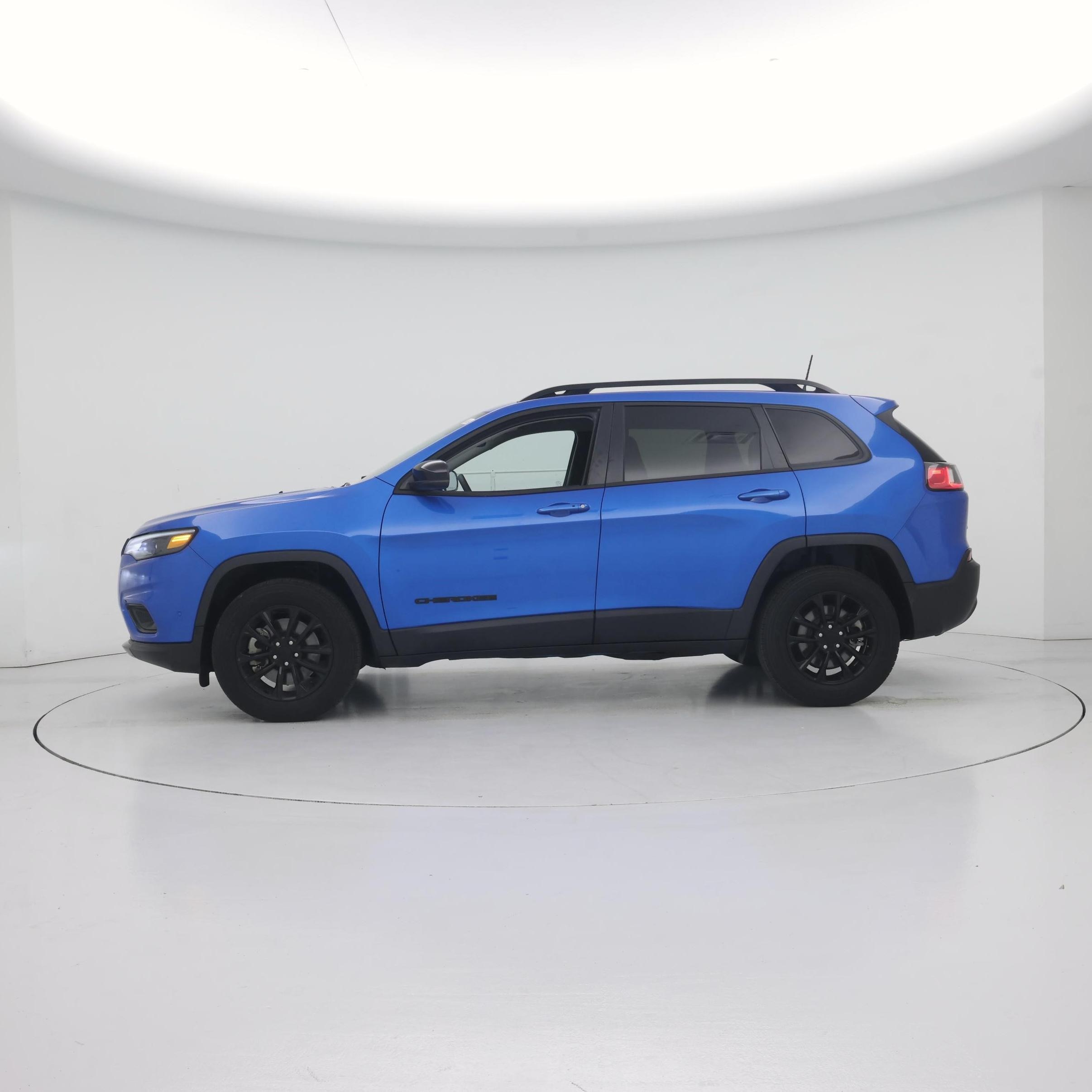 Thumbnail: 2023 Jeep Cherokee - 3
