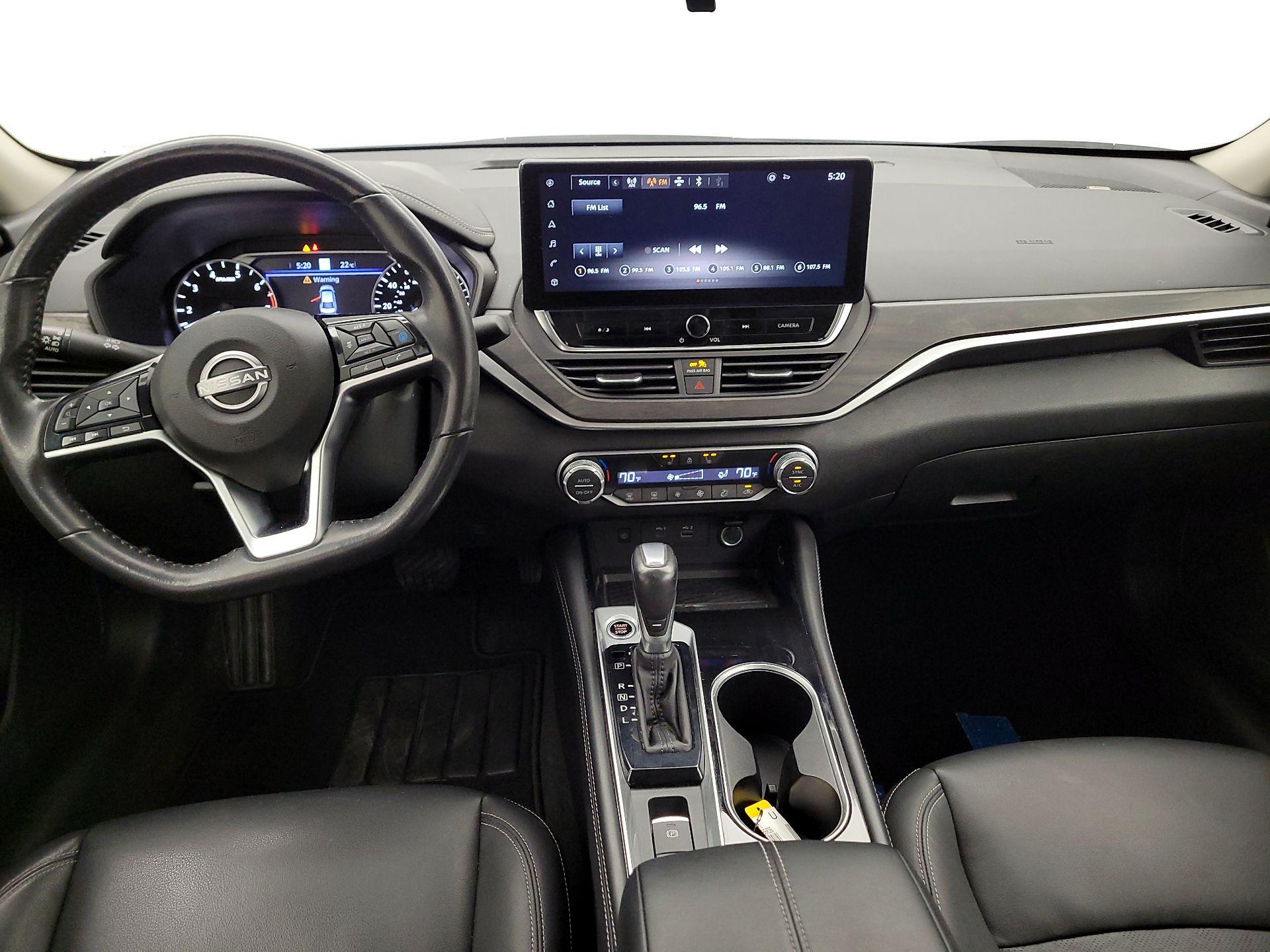 Thumbnail: 2023 Nissan Altima - 9