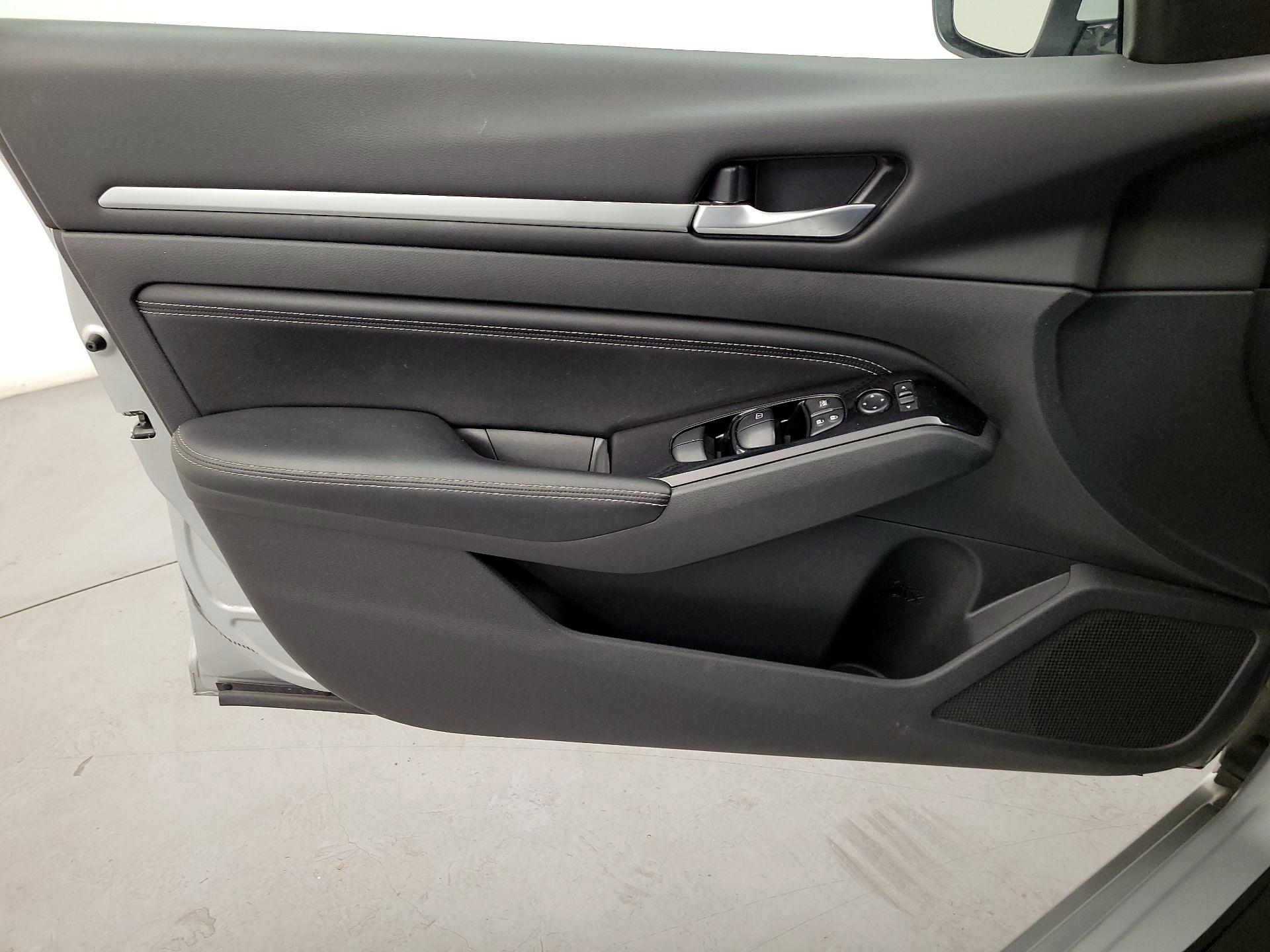 Thumbnail: 2023 Nissan Altima - 12