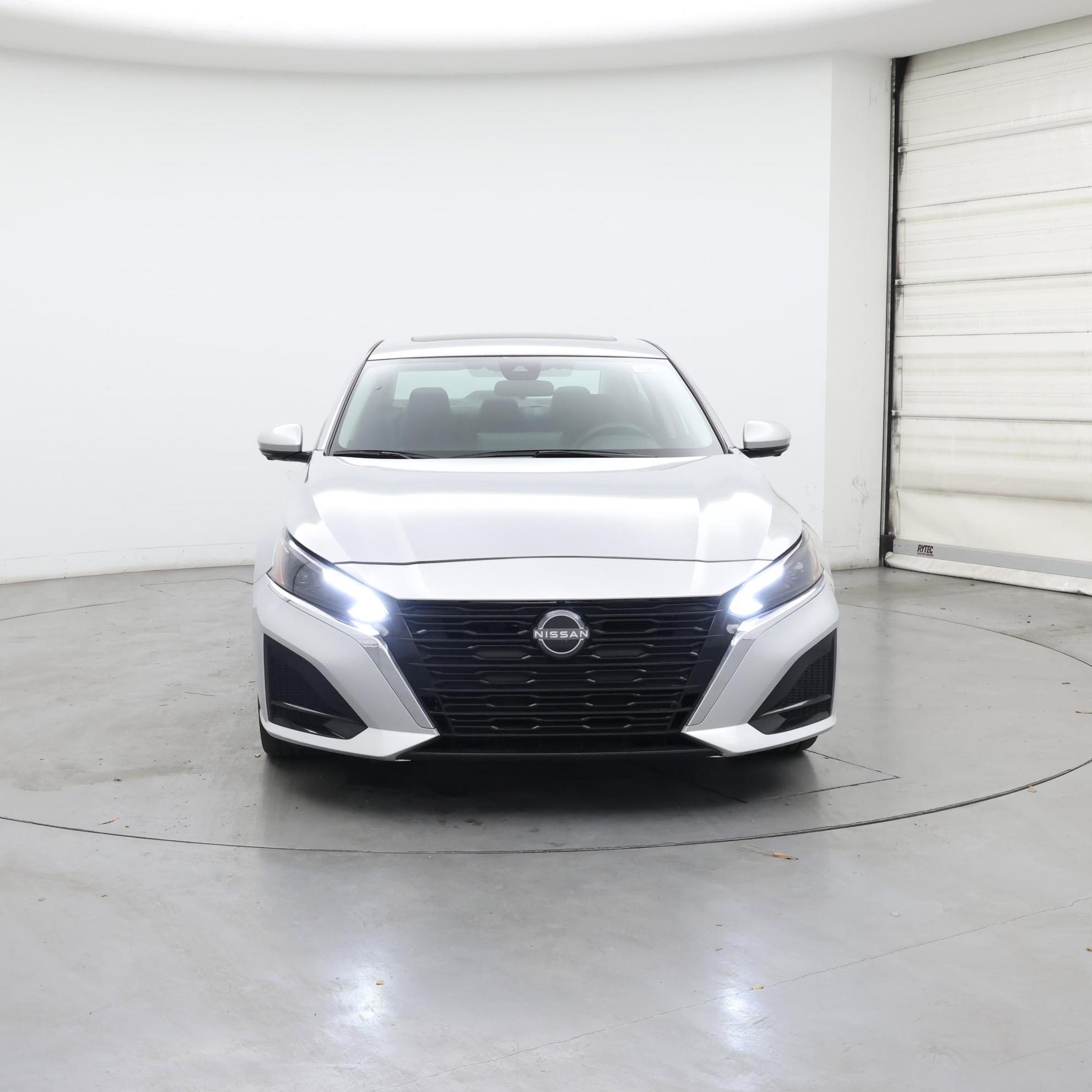 Thumbnail: 2023 Nissan Altima - 5