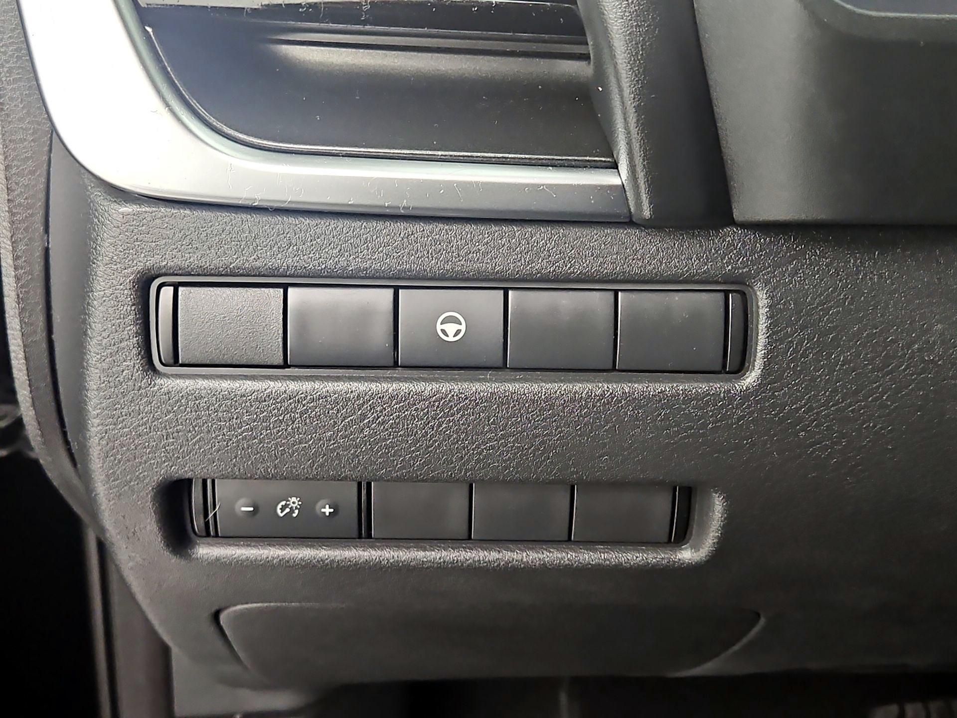 Thumbnail: 2022 Nissan Rogue - 13