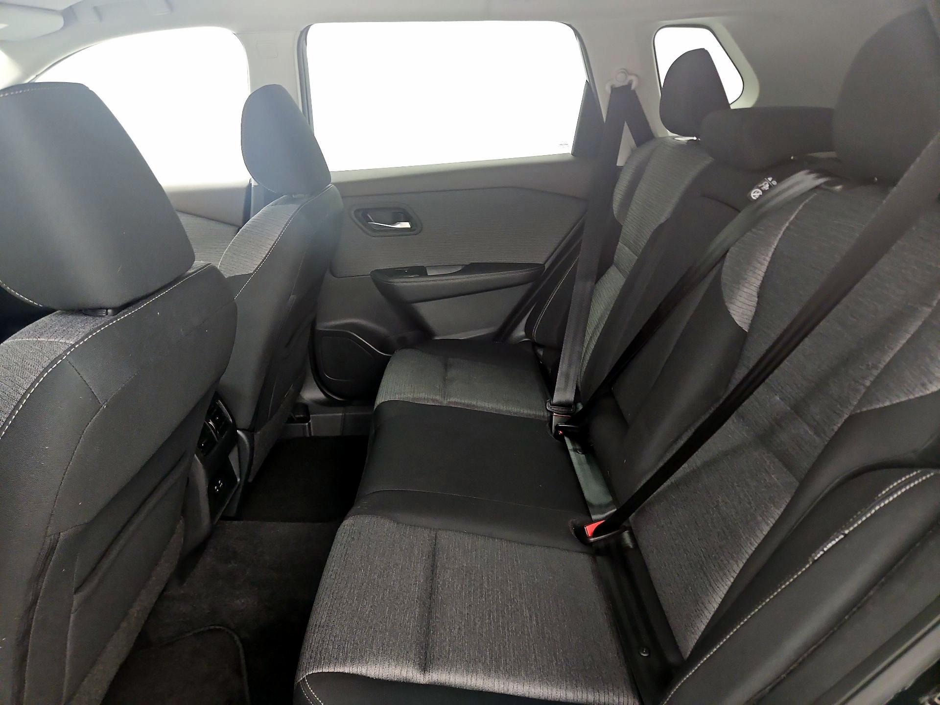 Thumbnail: 2022 Nissan Rogue - 19