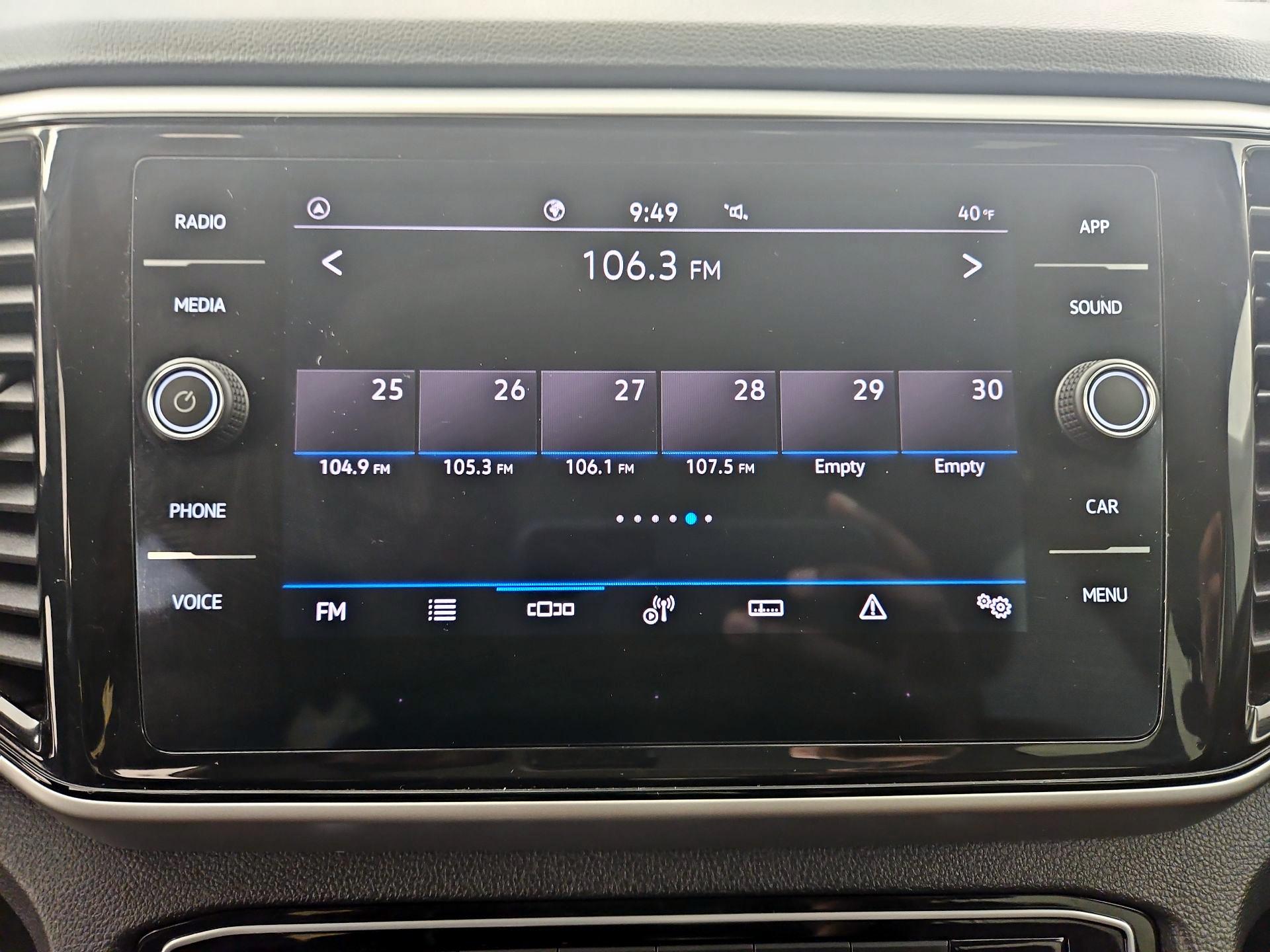 Thumbnail: 2022 Volkswagen Atlas - 16