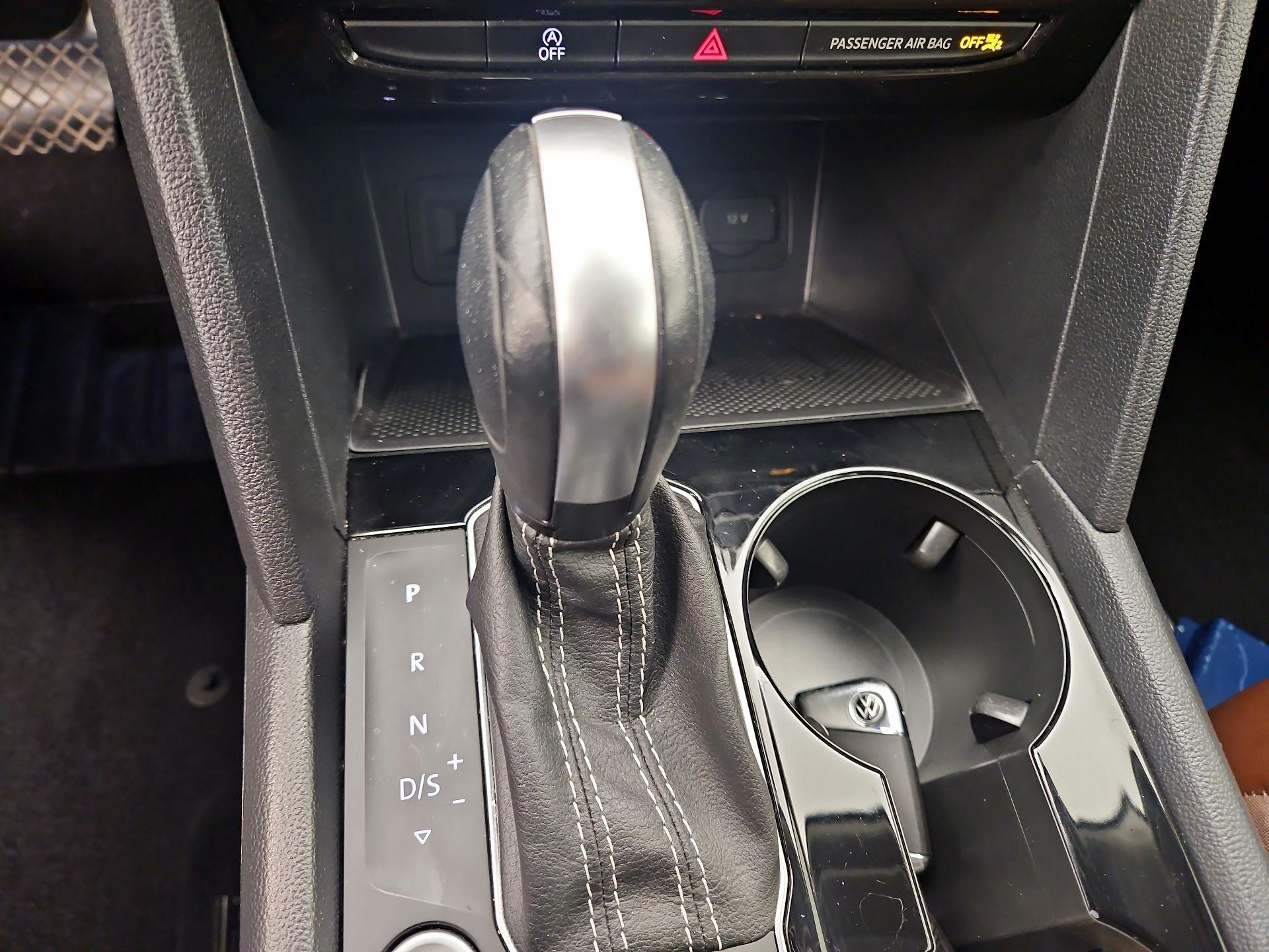 Thumbnail: 2022 Volkswagen Atlas - 18