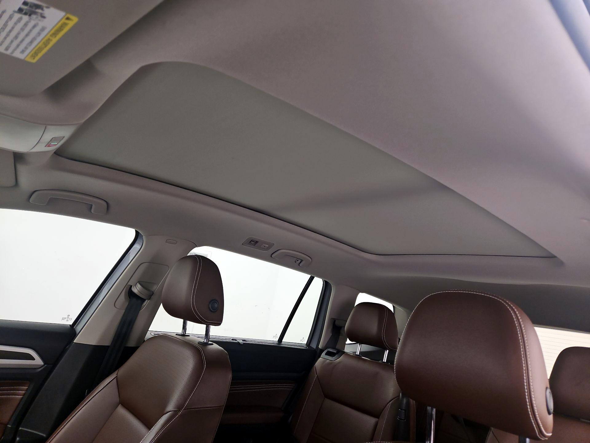 Thumbnail: 2022 Volkswagen Atlas - 20