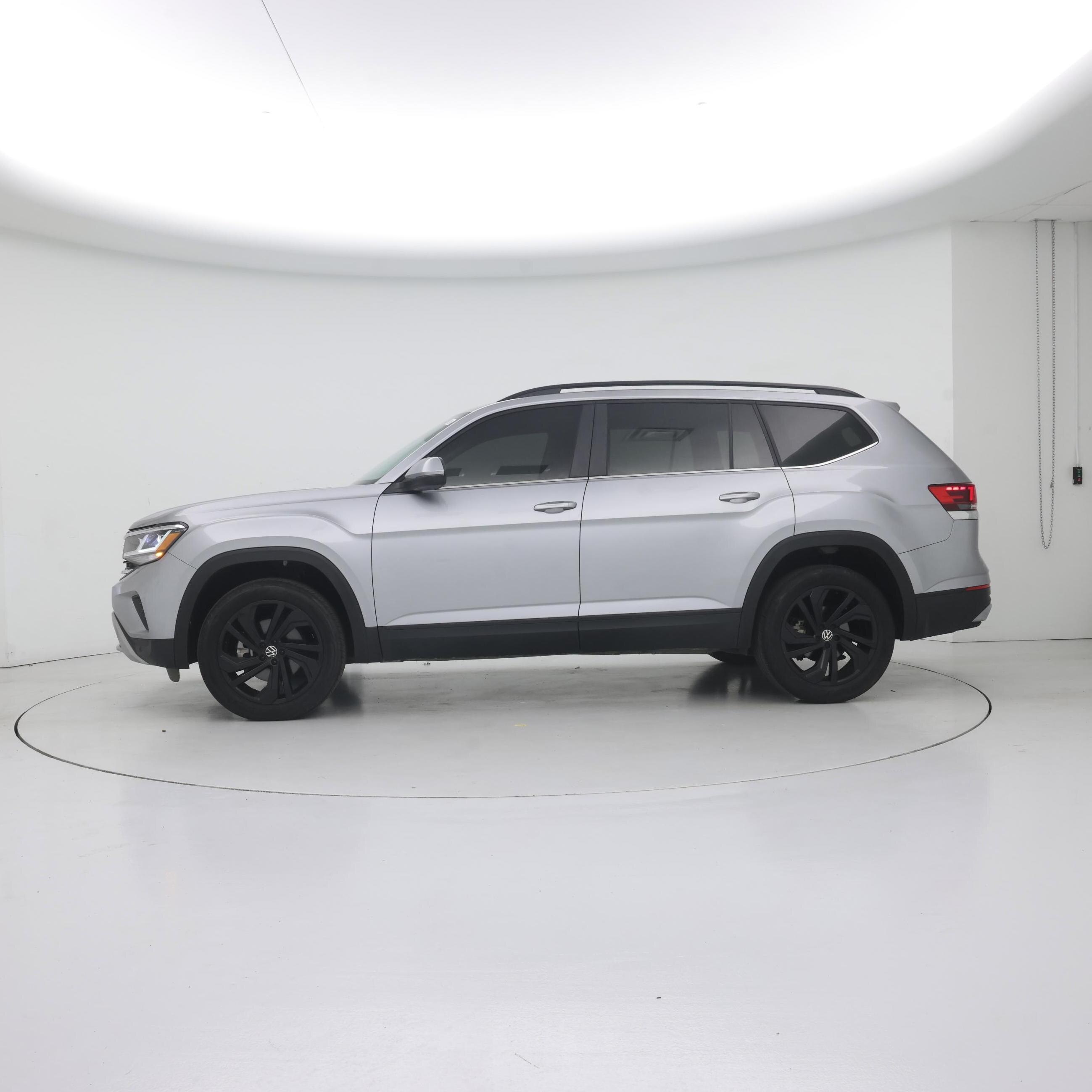 Thumbnail: 2022 Volkswagen Atlas - 3