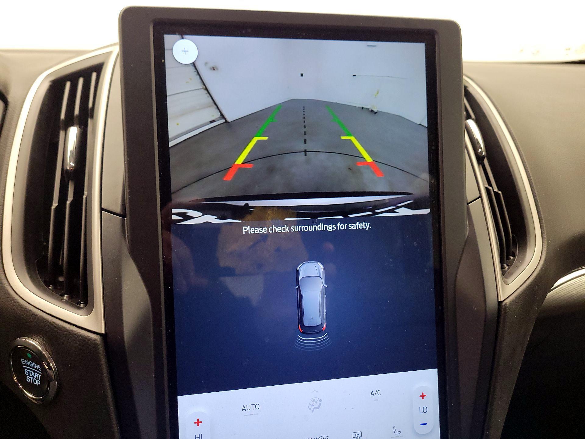 Thumbnail: 2022 Ford Edge - 14