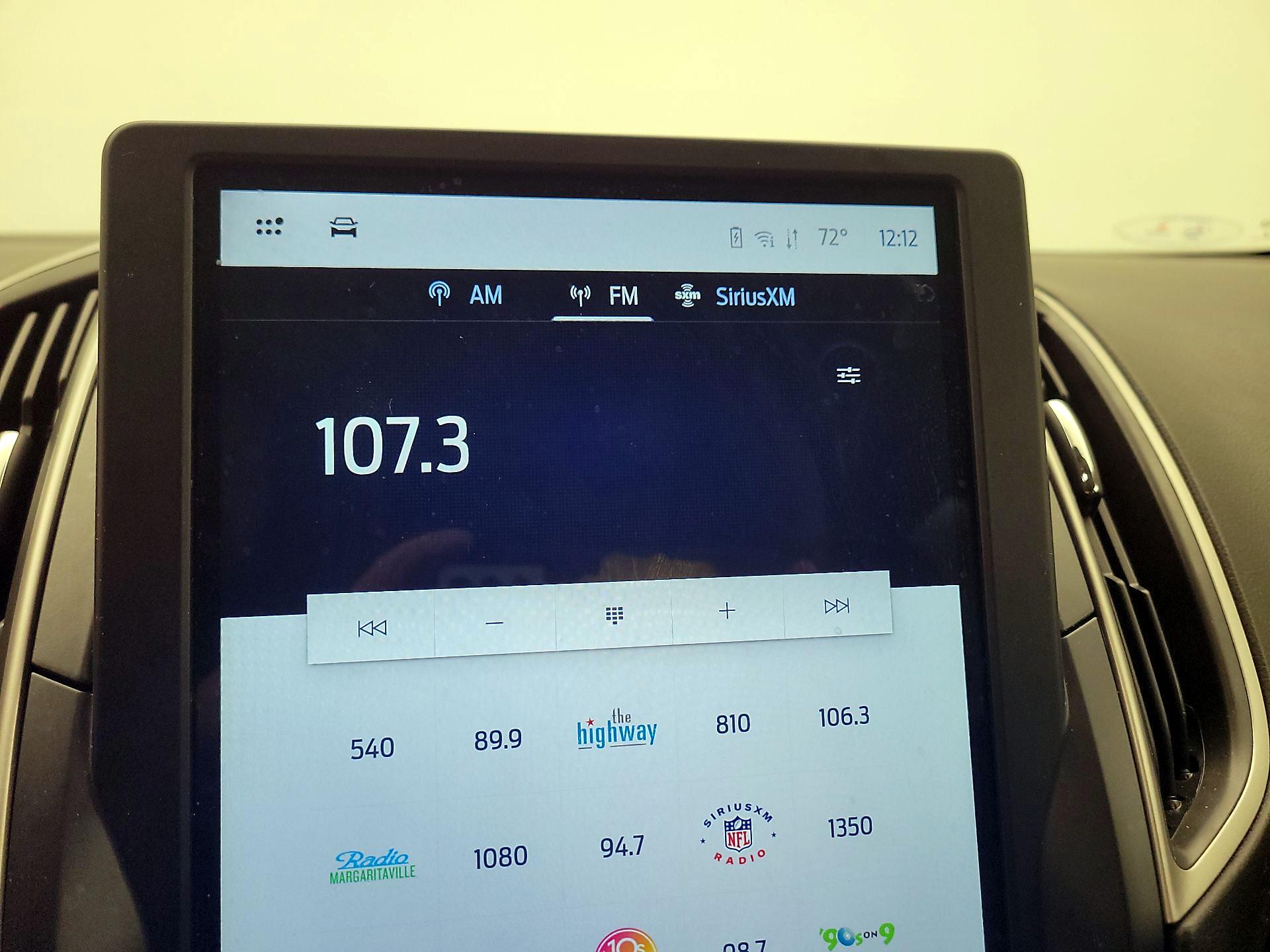 Thumbnail: 2022 Ford Edge - 15