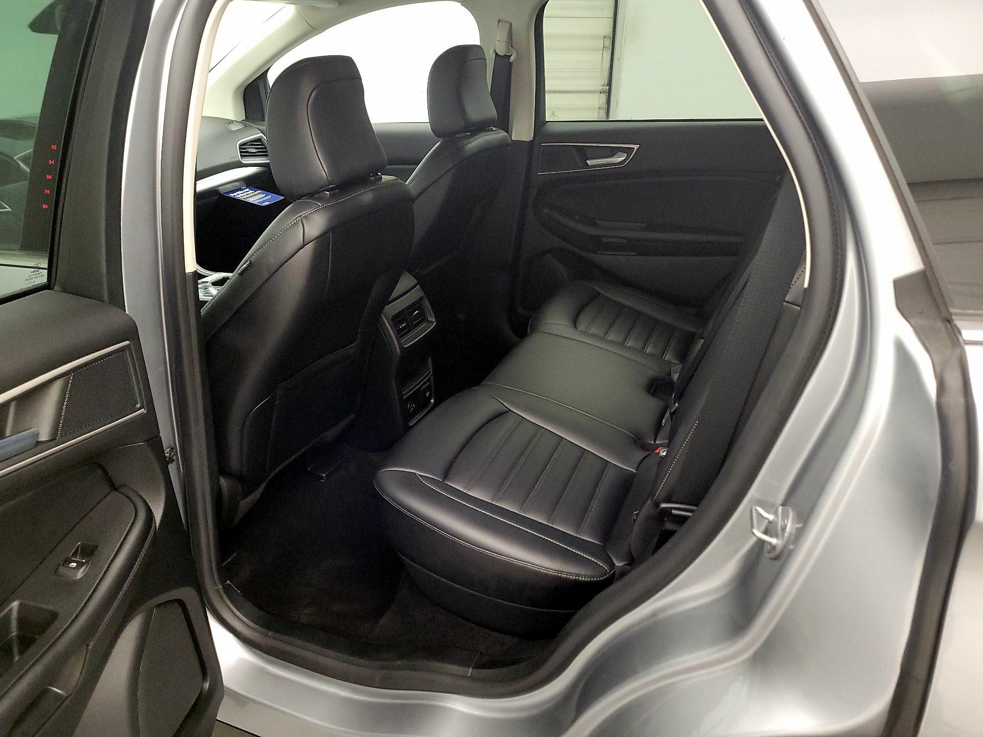 Thumbnail: 2022 Ford Edge - 19