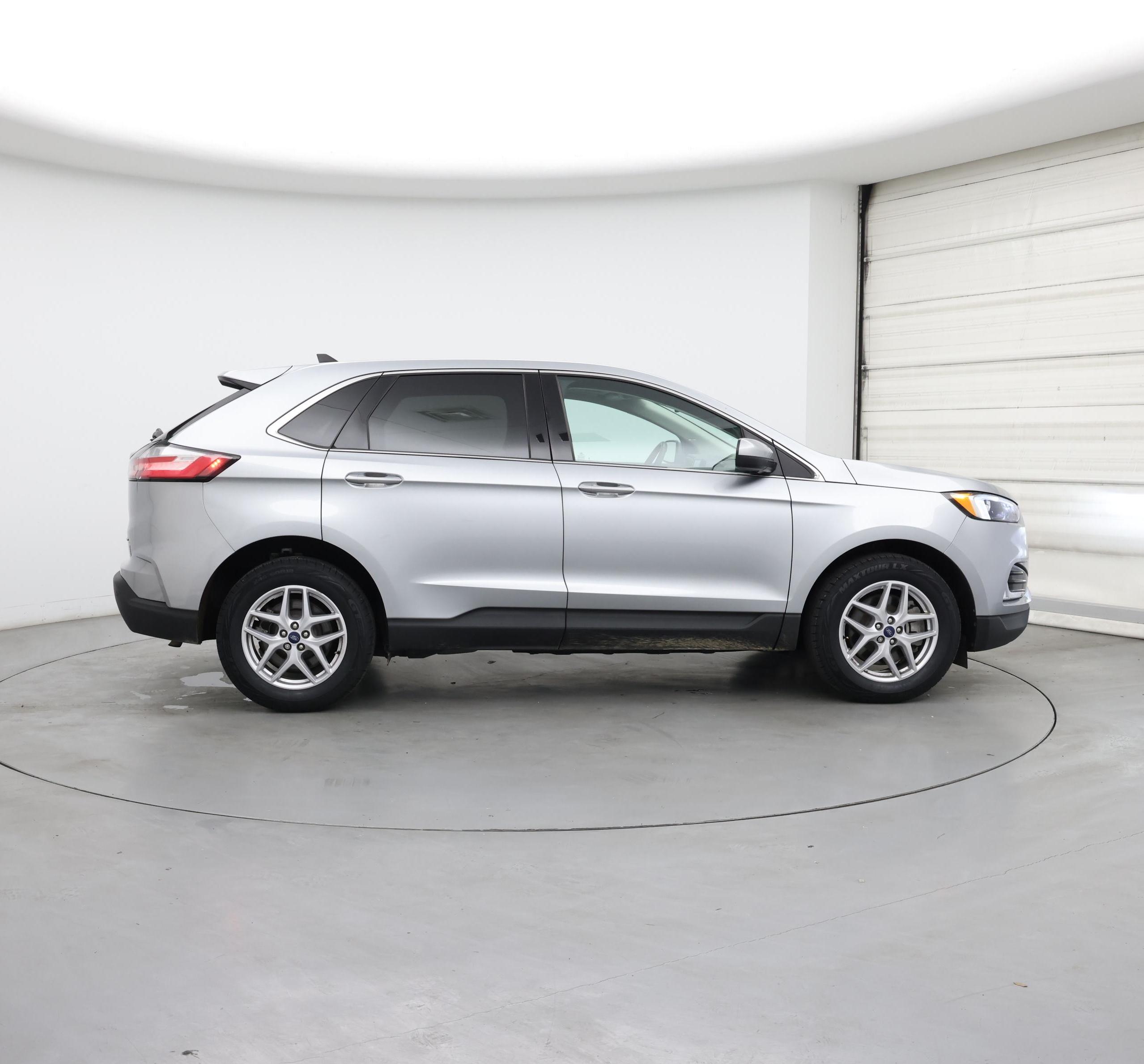 Thumbnail: 2022 Ford Edge - 7