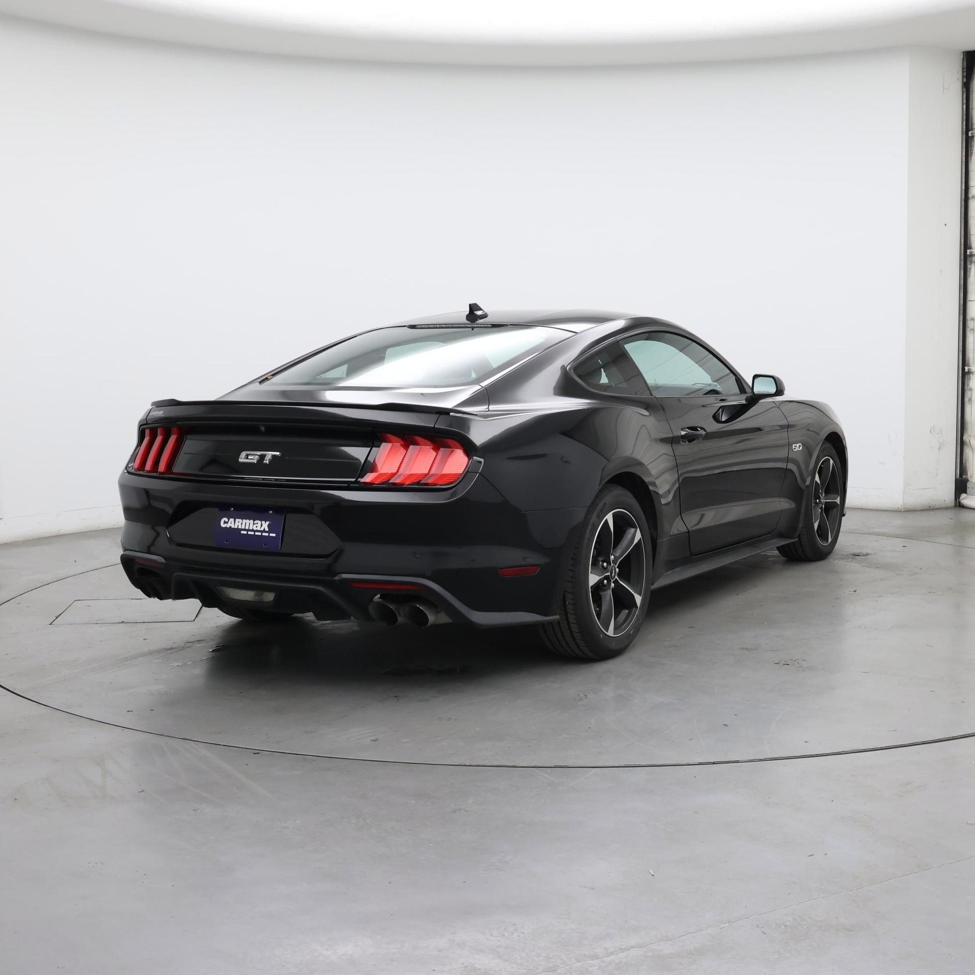 Thumbnail: 2022 Ford Mustang - 8