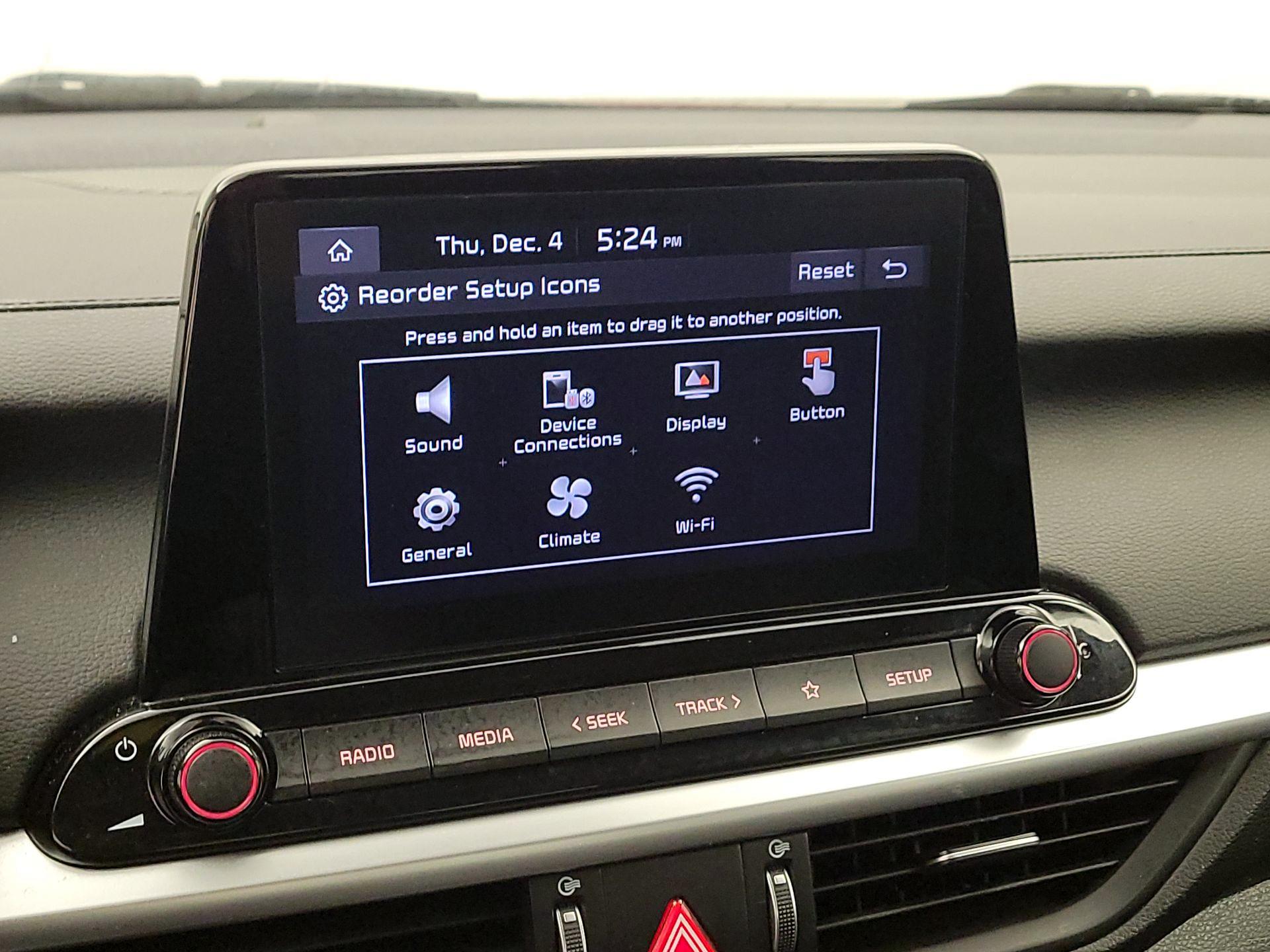 Thumbnail: 2024 Kia Forte - 15