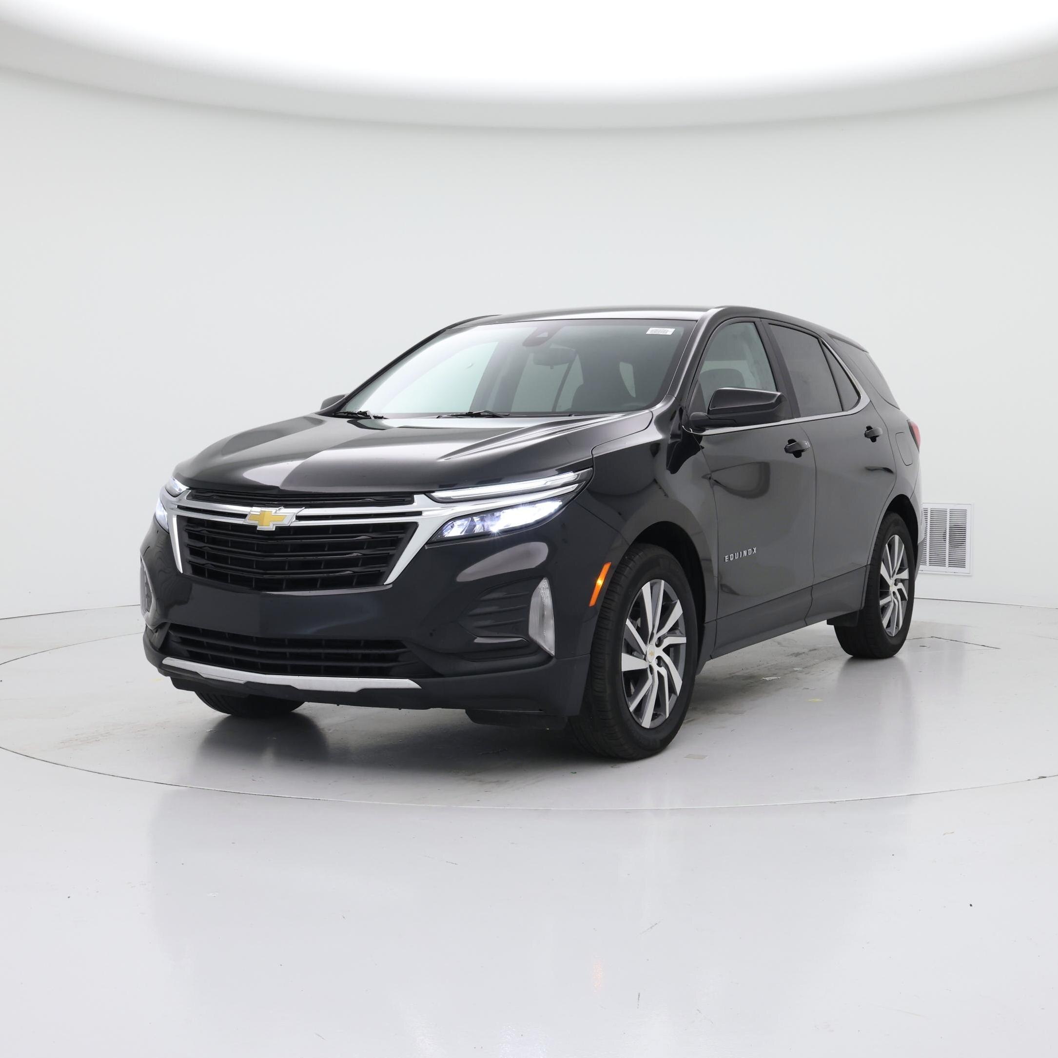 Thumbnail: 2022 Chevrolet Equinox - 4