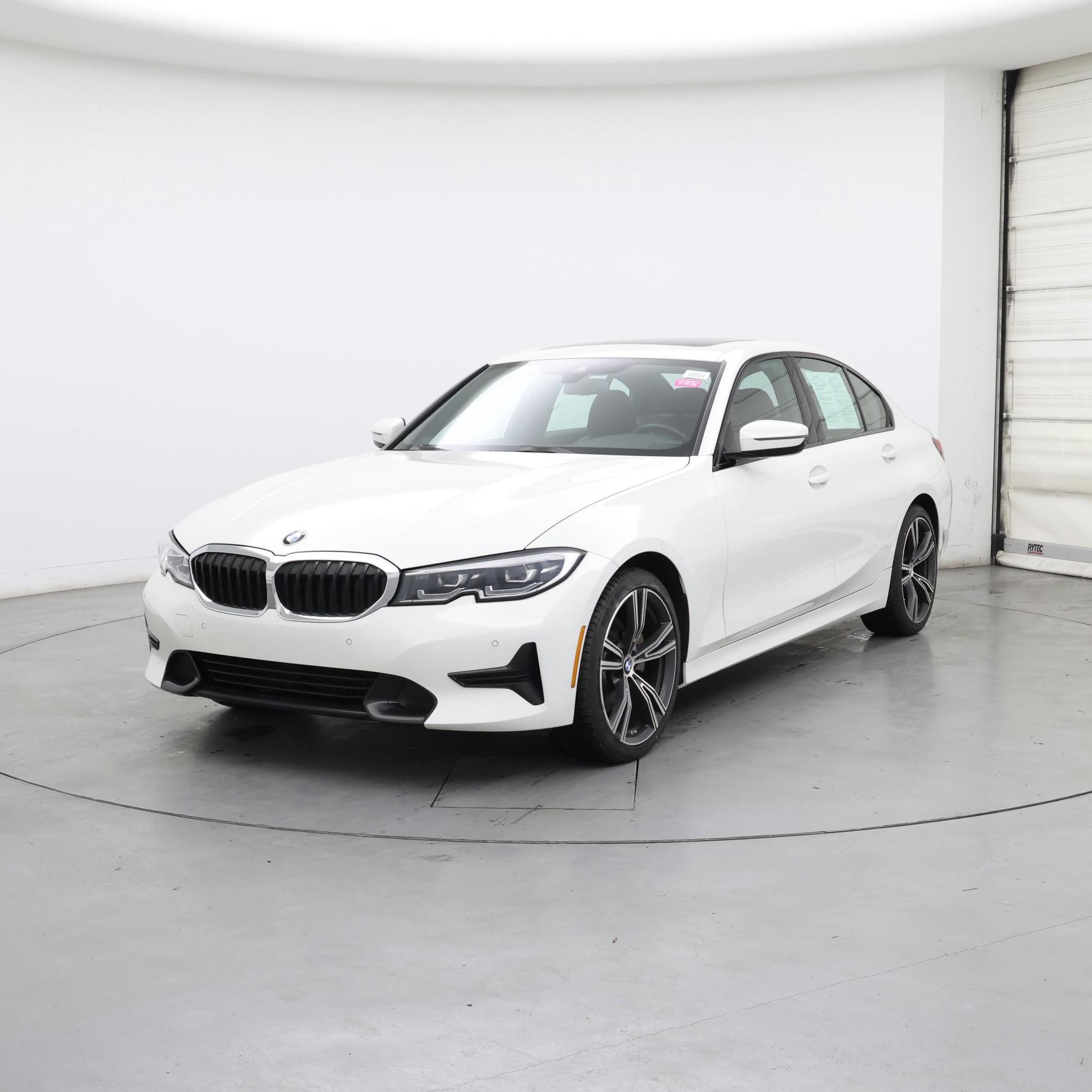 Thumbnail: 2022 BMW 3 Series - 4