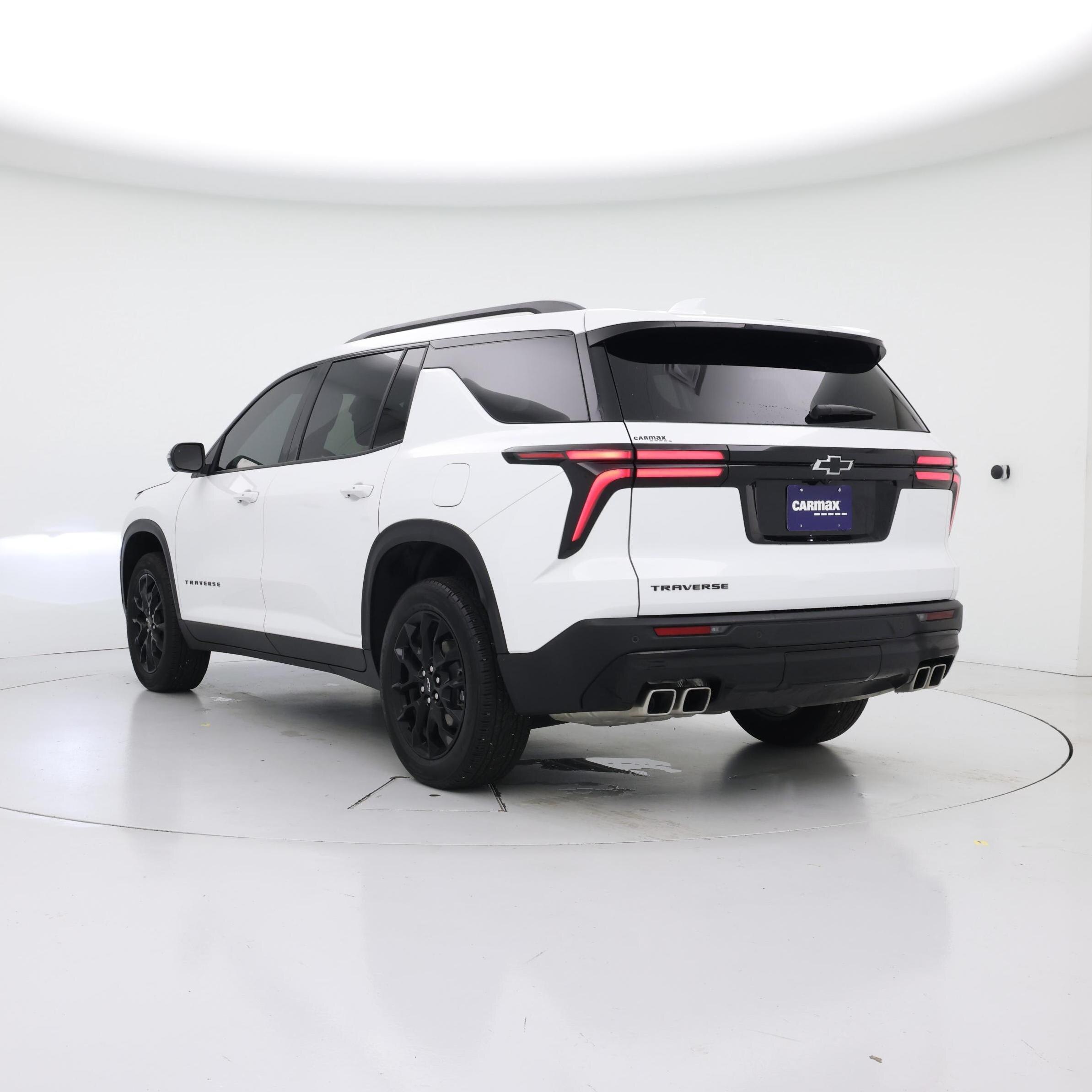 Thumbnail: 2025 Chevrolet Traverse - 2