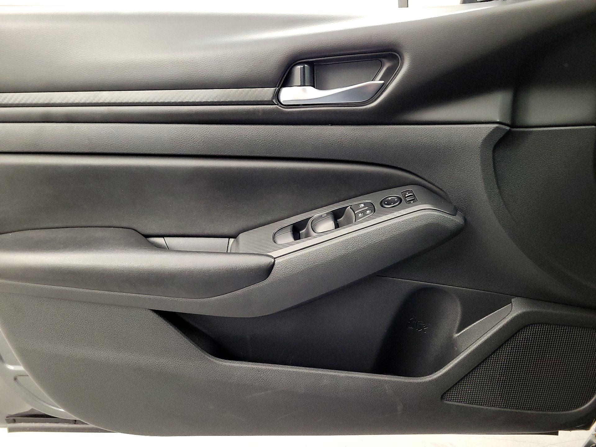 Thumbnail: 2021 Nissan Altima - 12