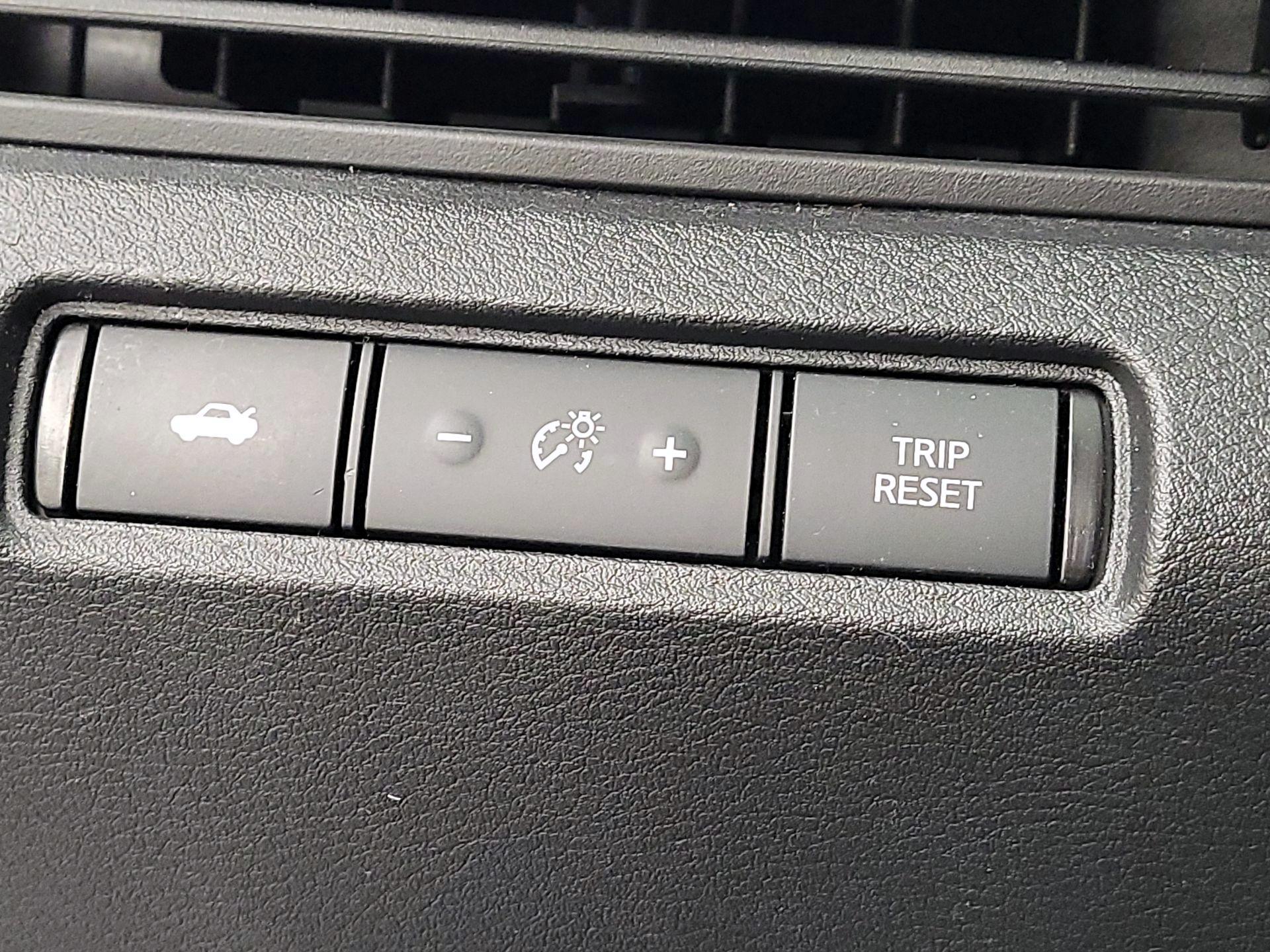 Thumbnail: 2021 Nissan Altima - 13