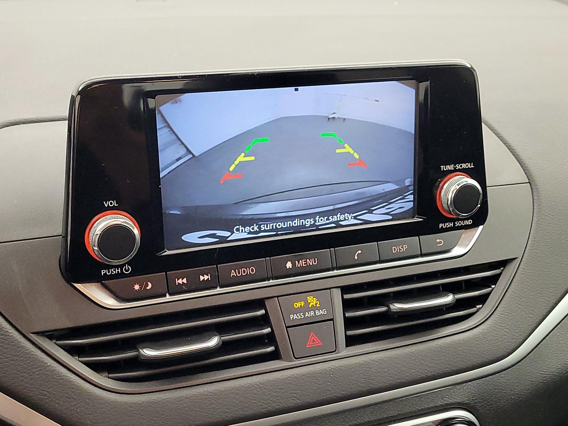 Thumbnail: 2021 Nissan Altima - 14