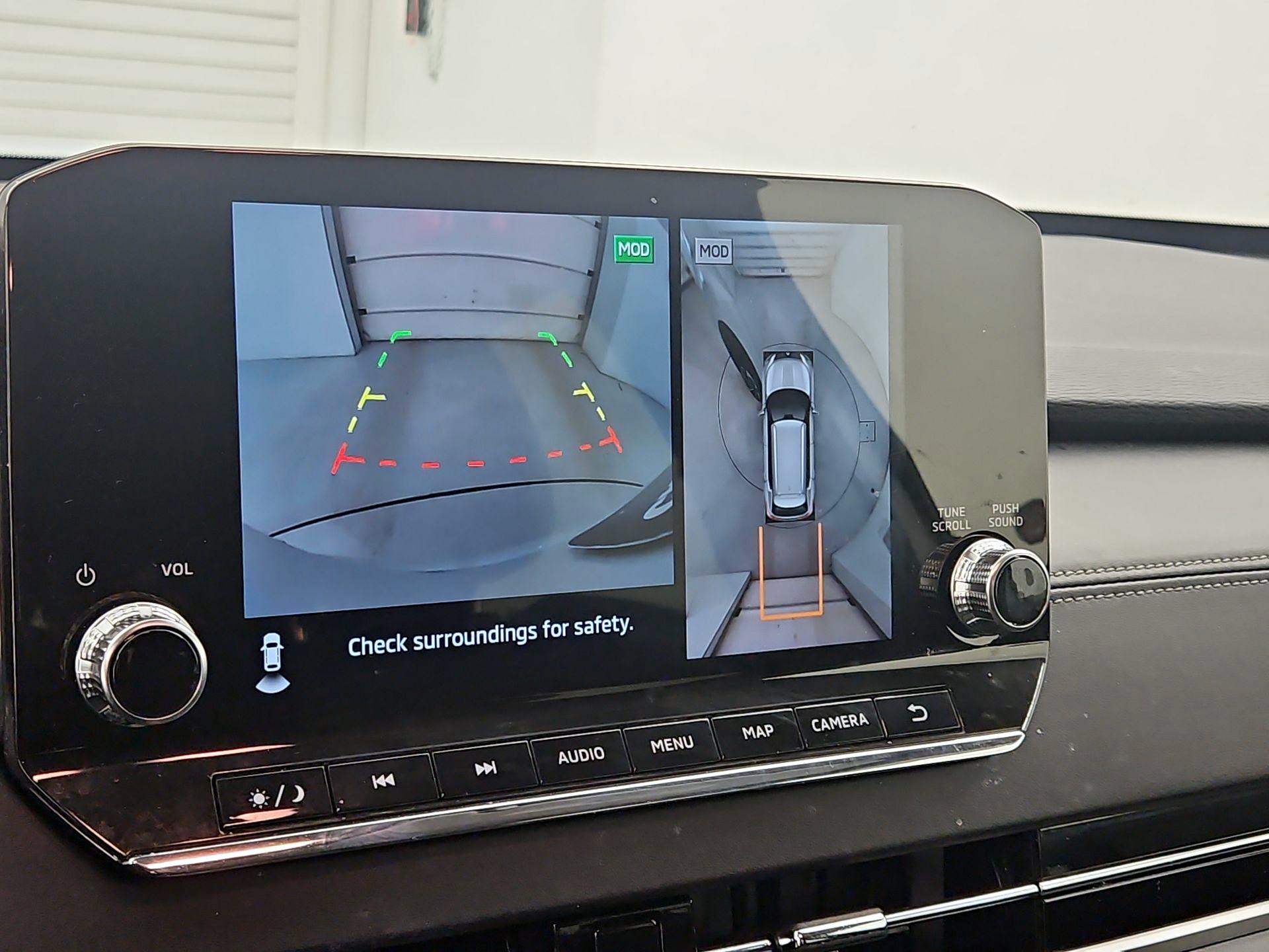 Thumbnail: 2024 Mitsubishi Outlander - 15