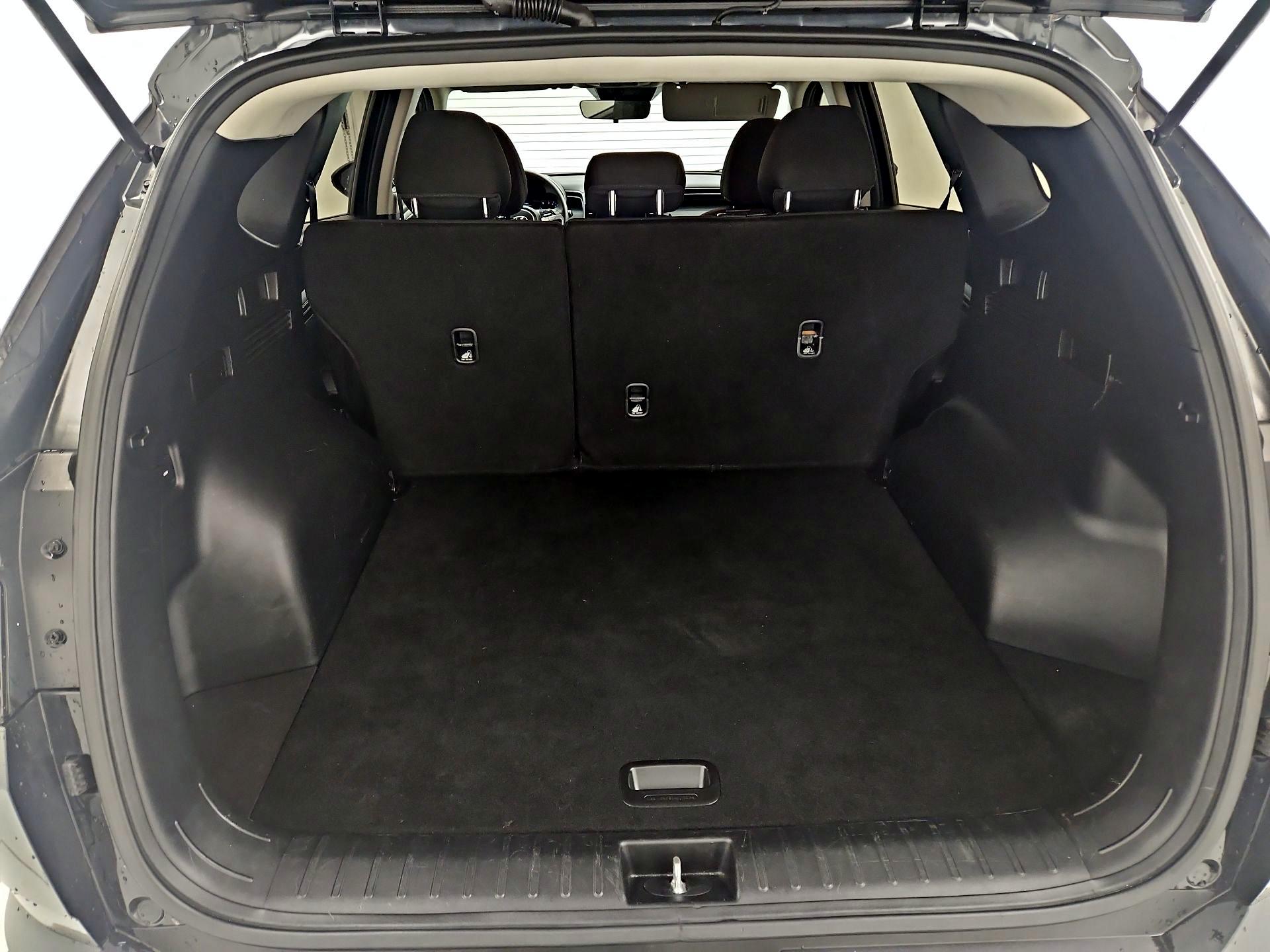 Thumbnail: 2022 Hyundai Tucson - 20