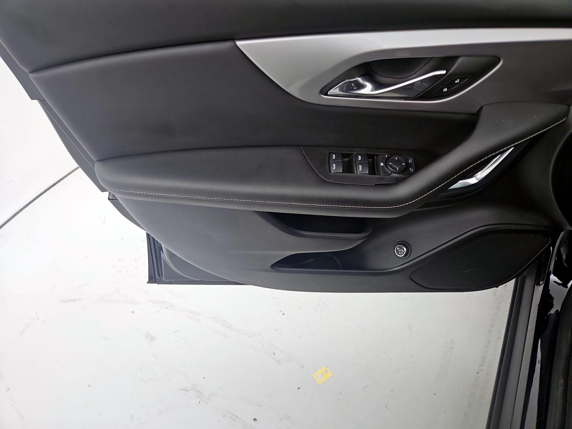 Thumbnail: 2024 Chevrolet Blazer - 12